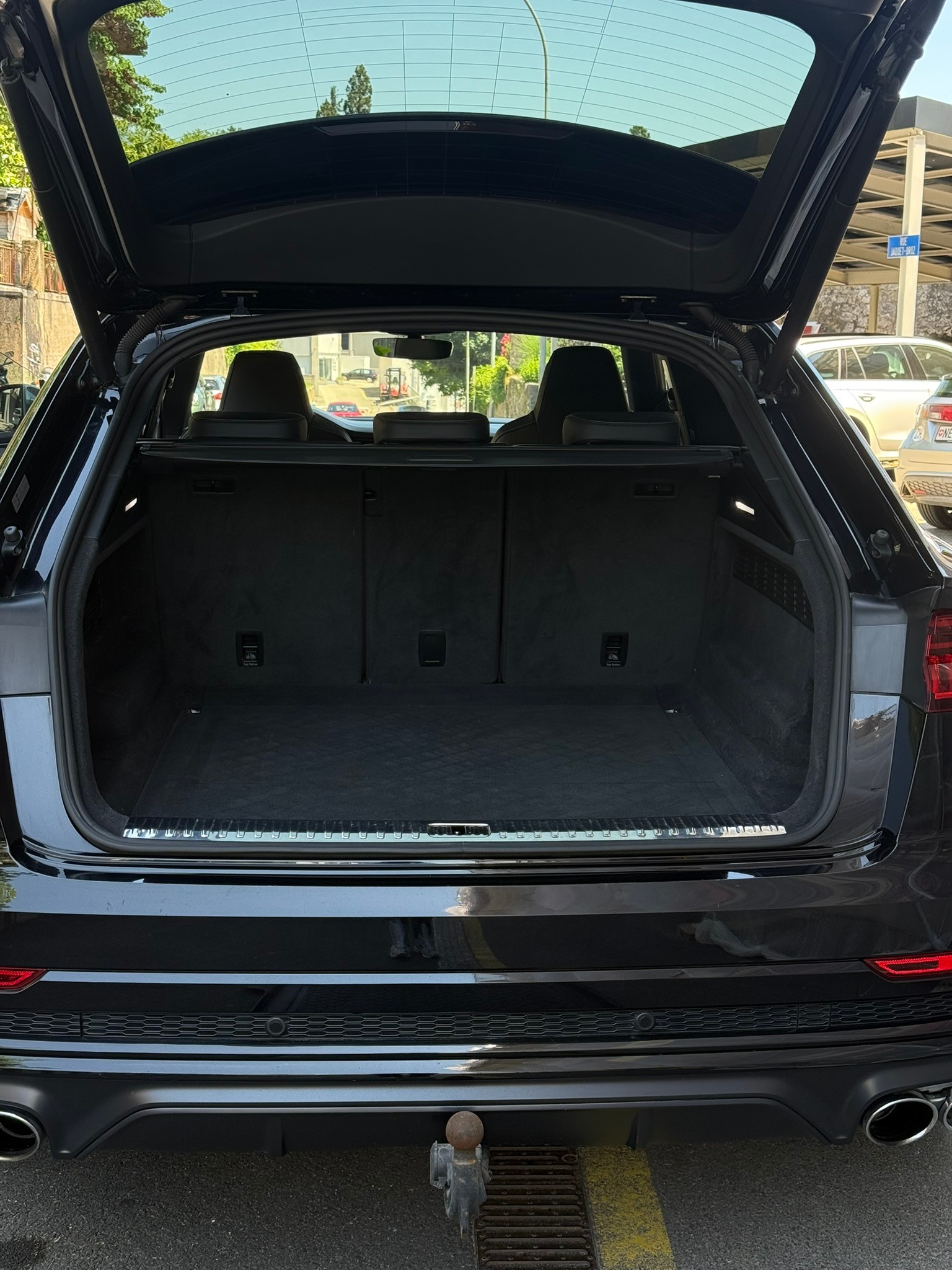 AUDI SQ8 50 TDI quattro tiptronic-image-8