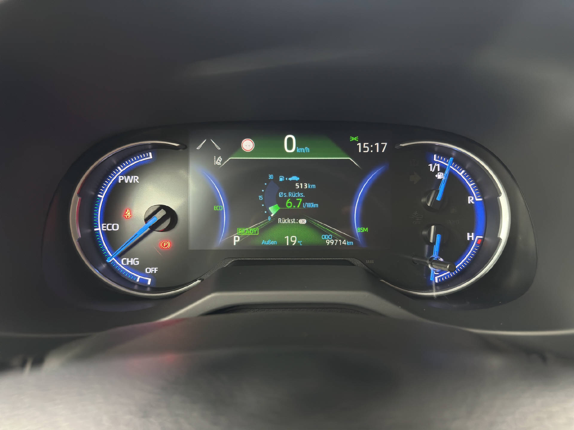 TOYOTA RAV-4 2.5 HEV Premium-image-6