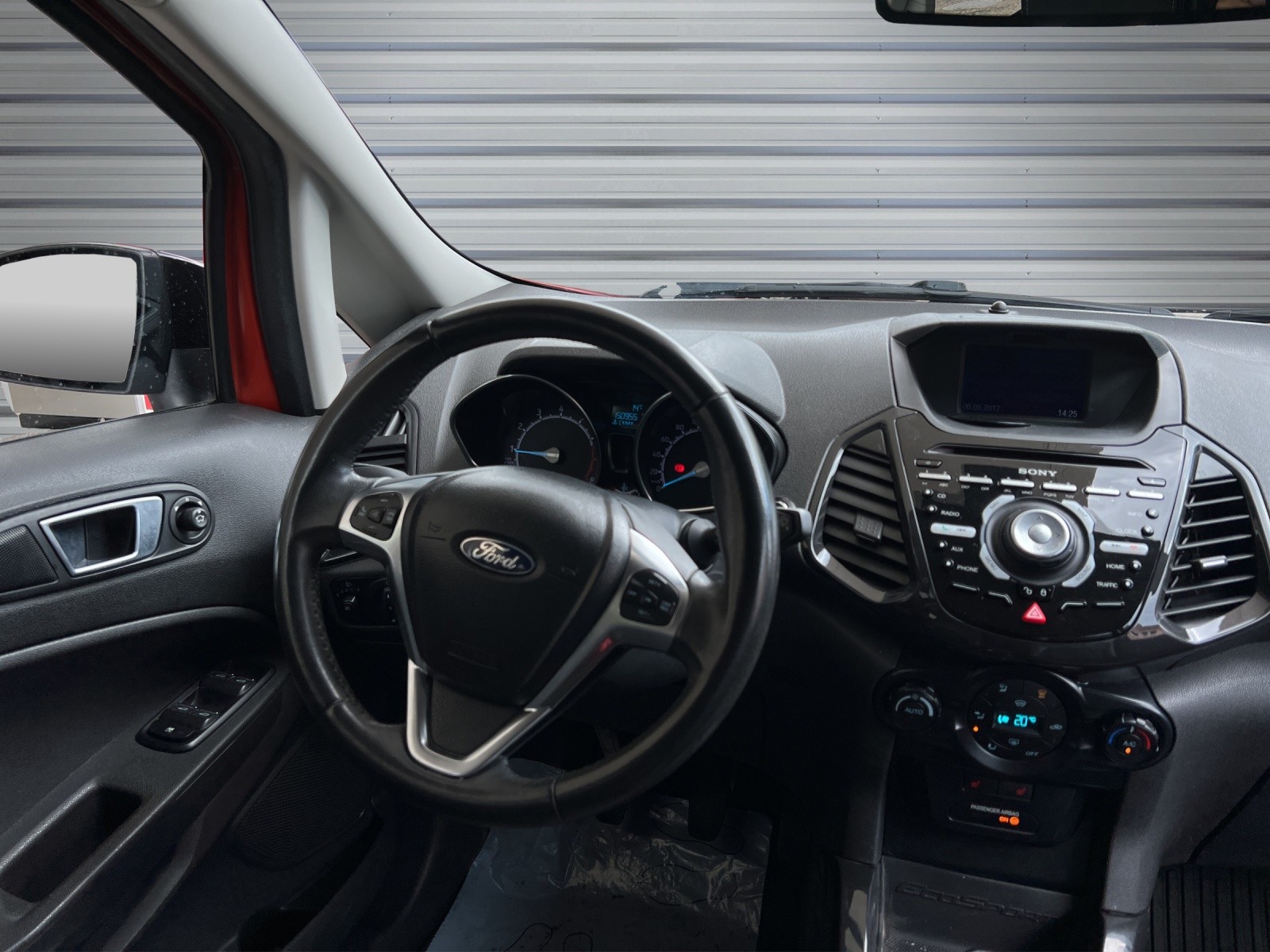 FORD EcoSport 1.0 SCTi Titanium-image-11