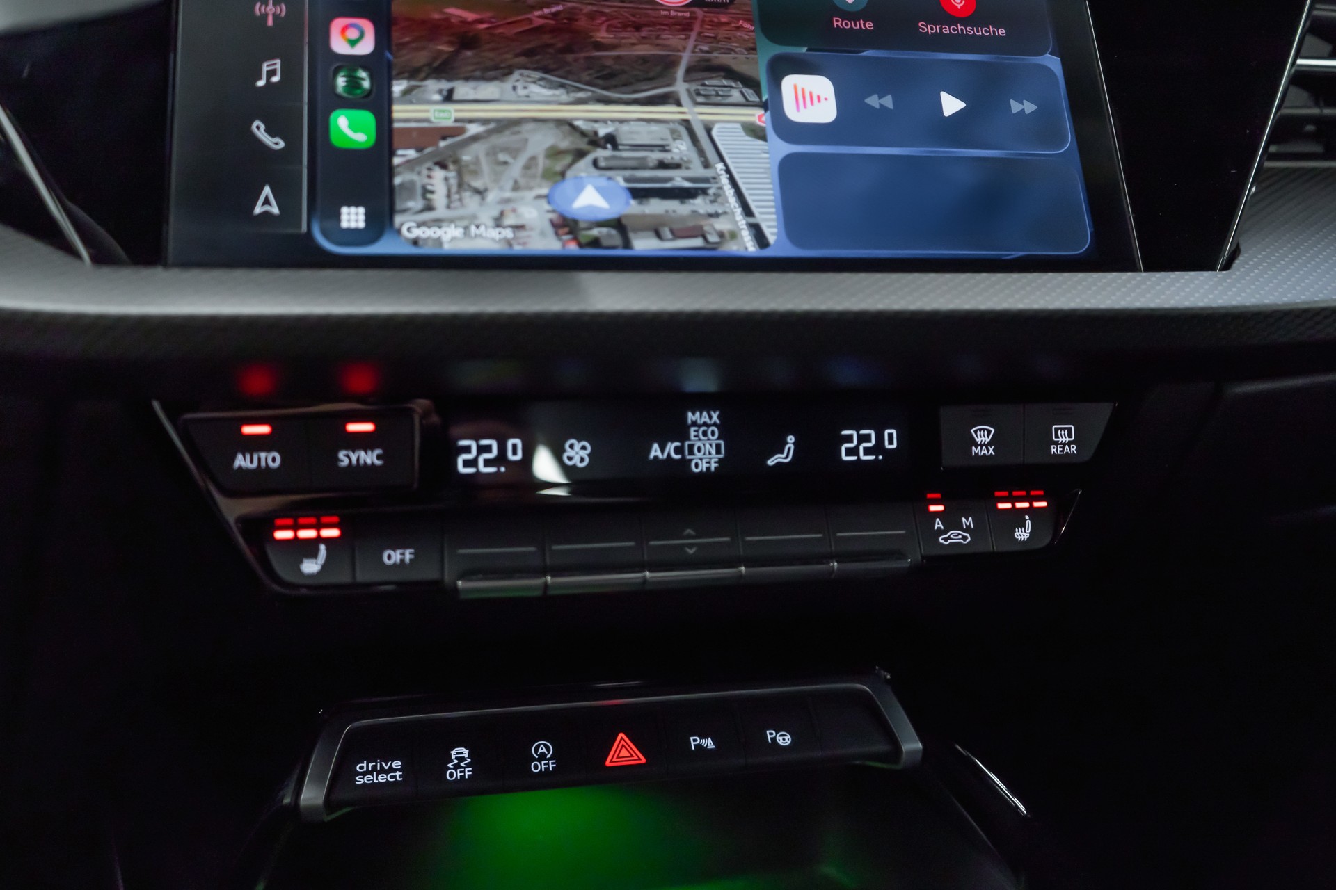 AUDI RS3 LIMOUSINE 2.5 TSI QUATTRO S-TRONIC / OLIVEGRÜN / GARANTIE-image-24