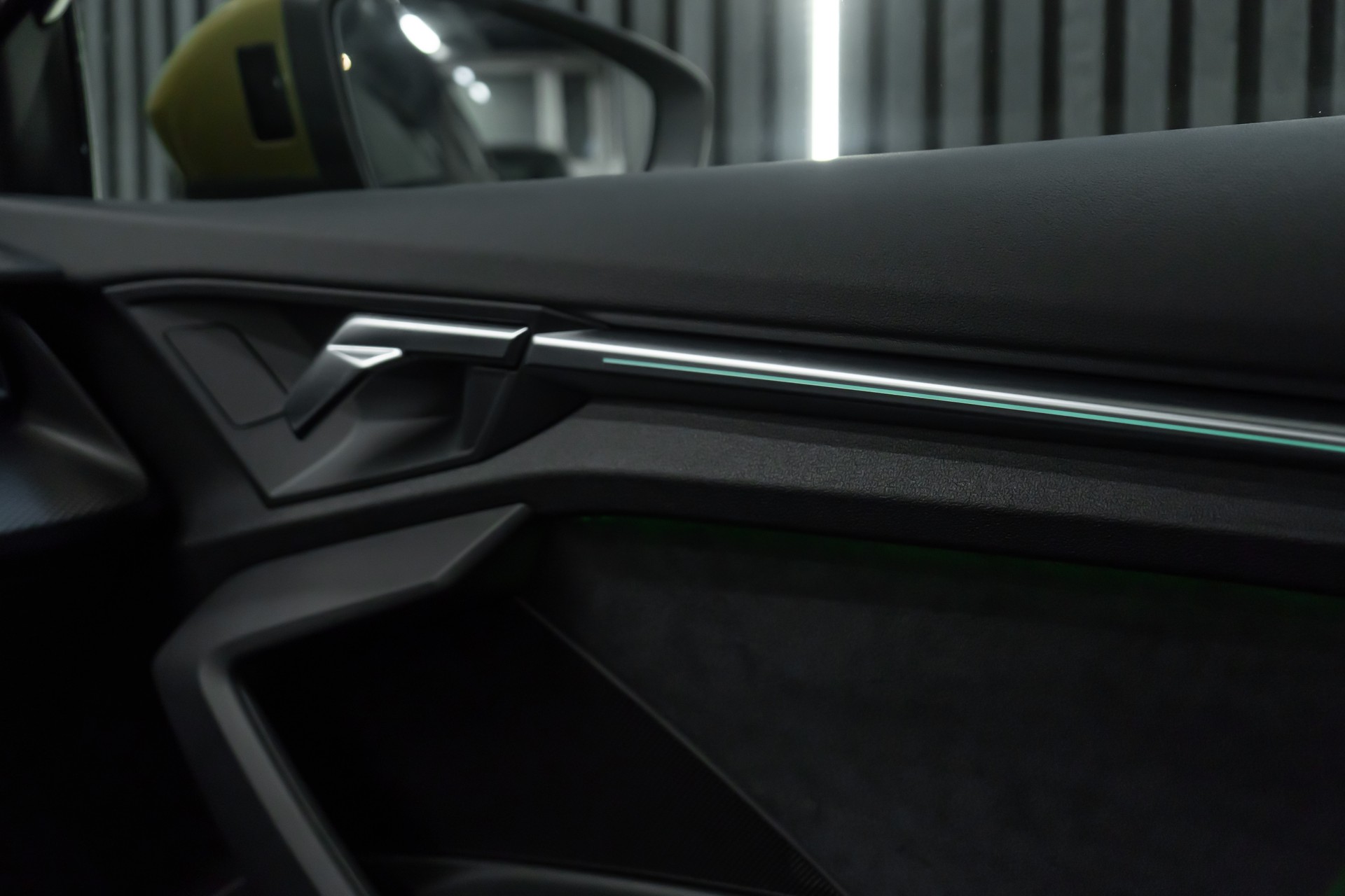 AUDI RS3 LIMOUSINE 2.5 TSI QUATTRO S-TRONIC / OLIVEGRÜN / GARANTIE-image-27