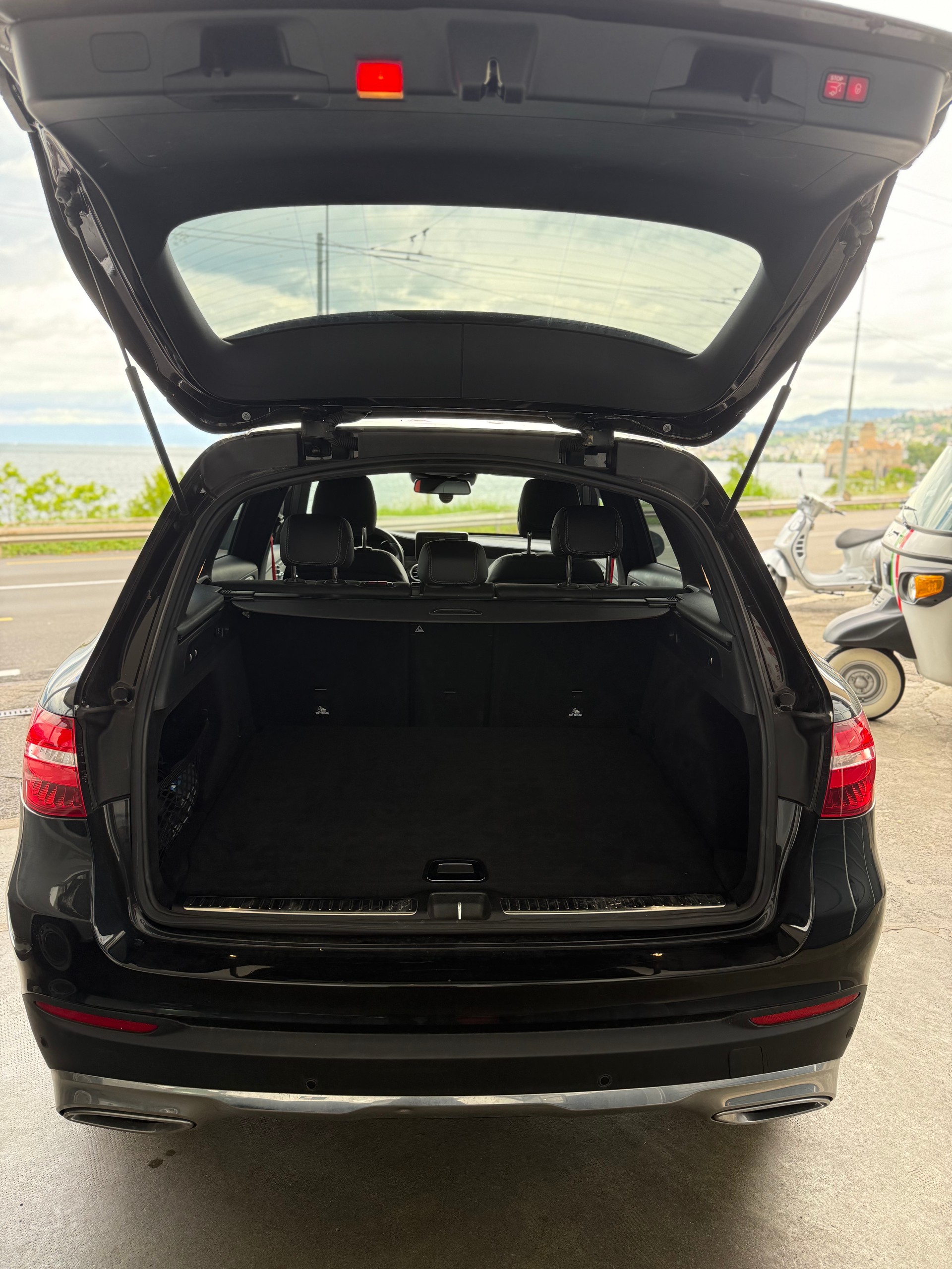 MERCEDES-BENZ GLC 250 d Exclusive 4Matic 9G-Tronic-image-15