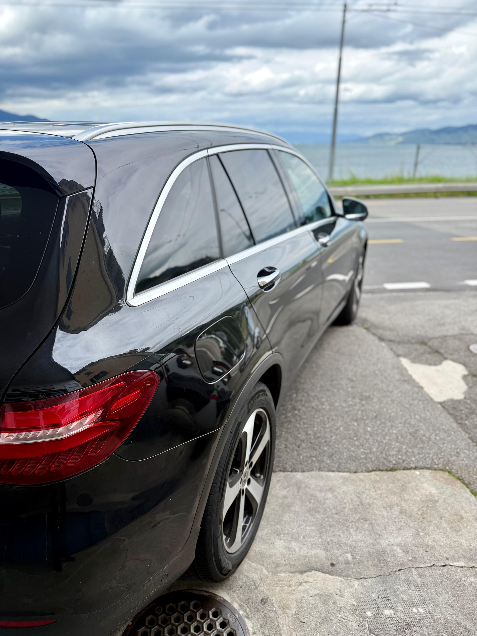 MERCEDES-BENZ GLC 250 d Exclusive 4Matic 9G-Tronic-image-4