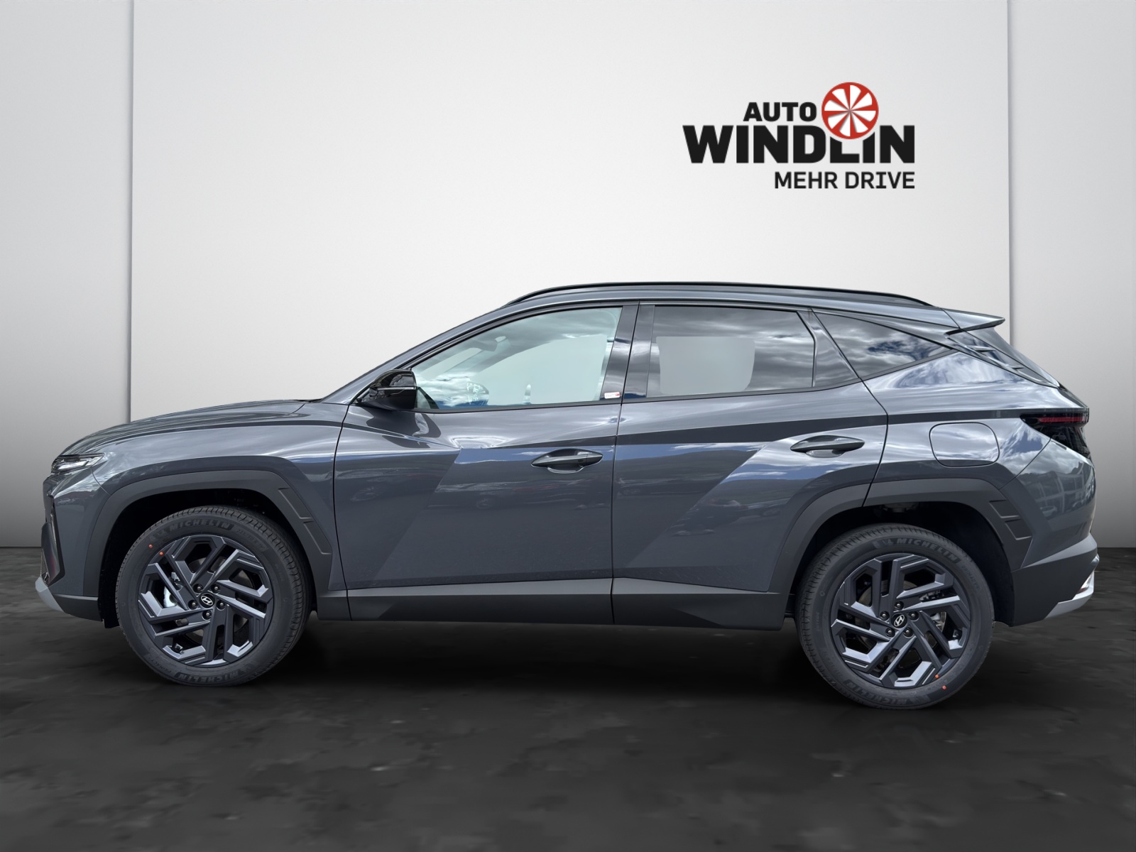 HYUNDAI Tucson 1.6 T-GDi HEV Origo Blackline 4WD MY27-image-3