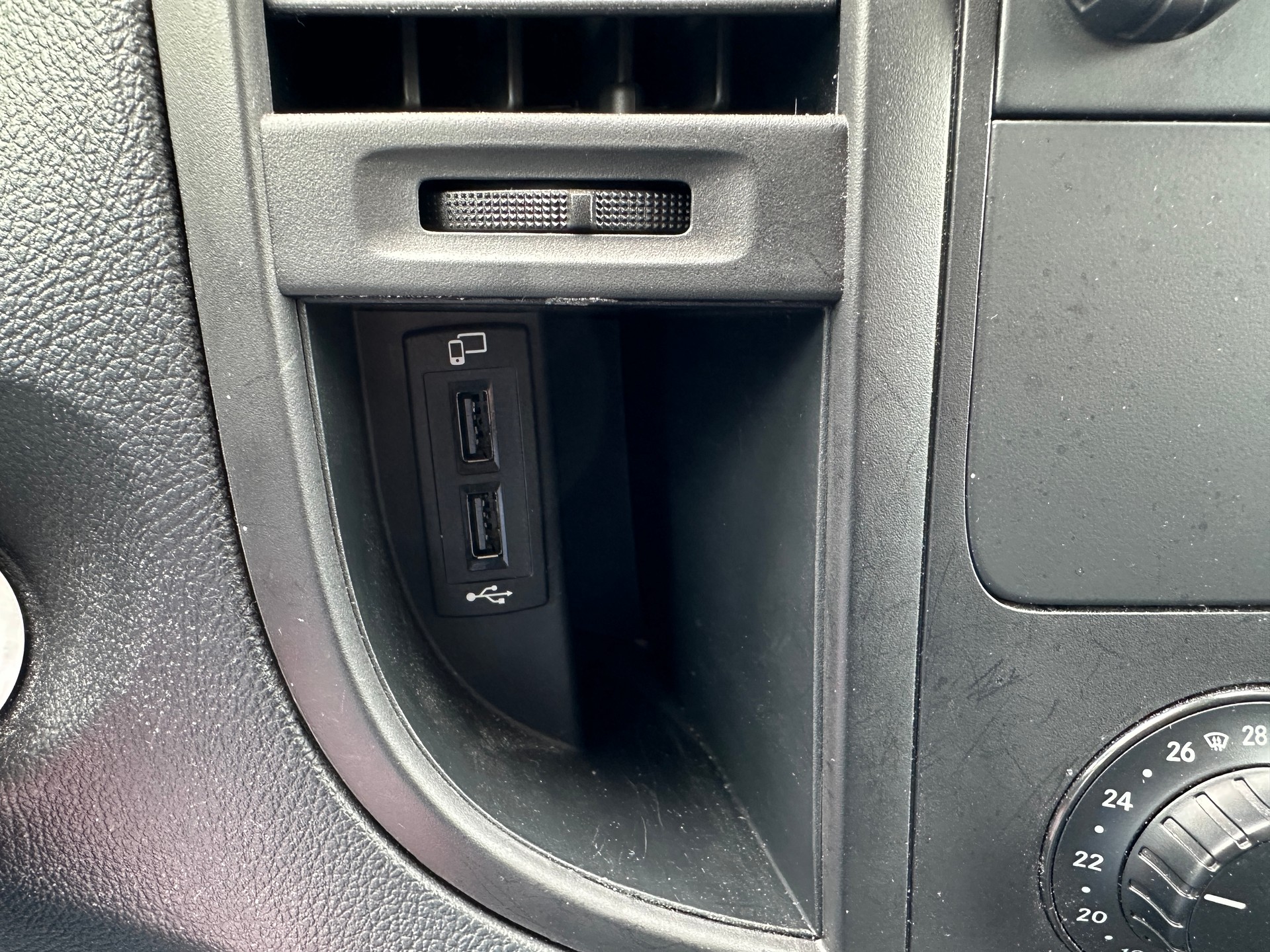 MERCEDES-BENZ Vito 114 CDI Lang FWD Pro-image-14
