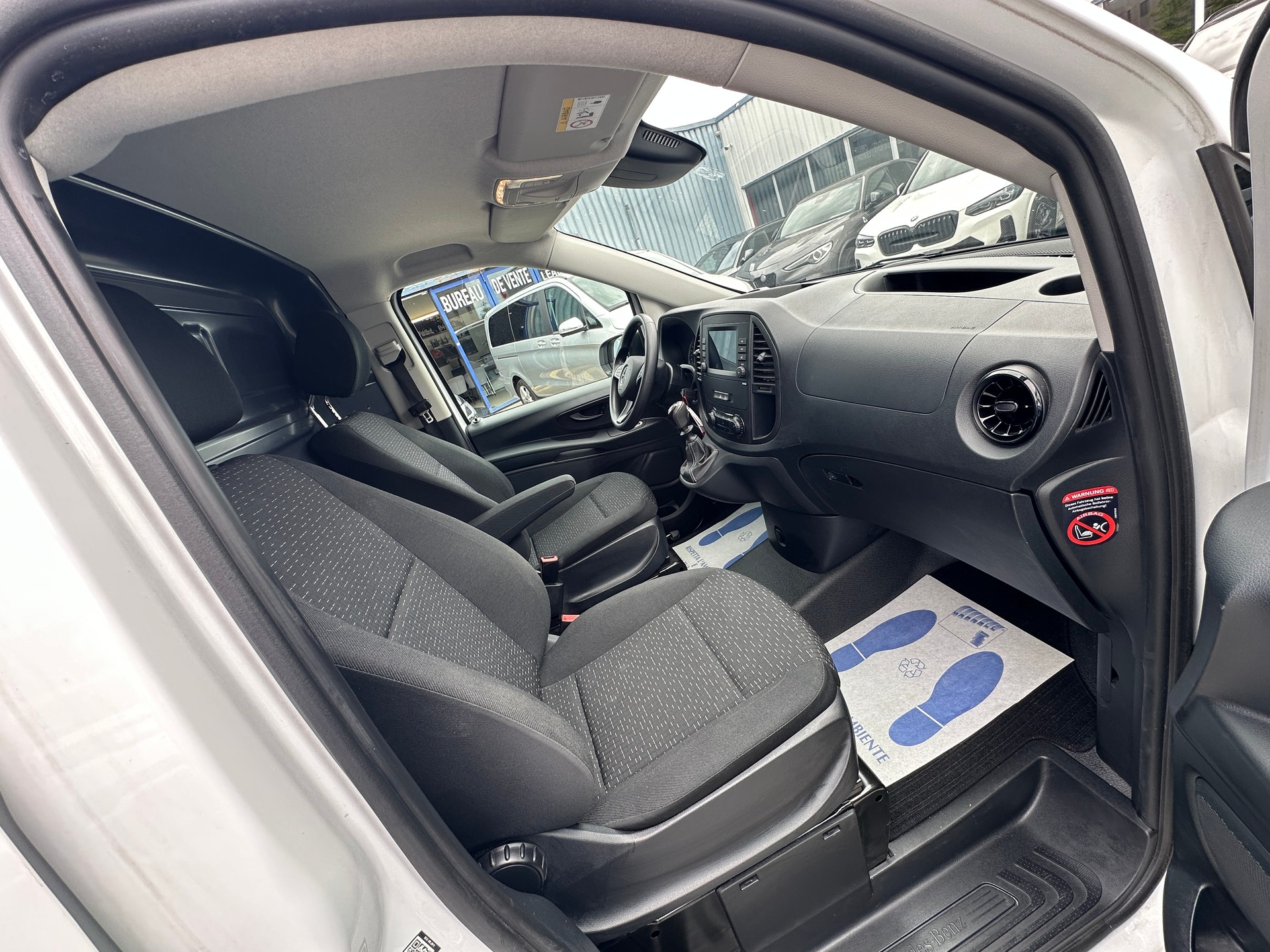 MERCEDES-BENZ Vito 114 CDI Lang FWD Pro-image-11