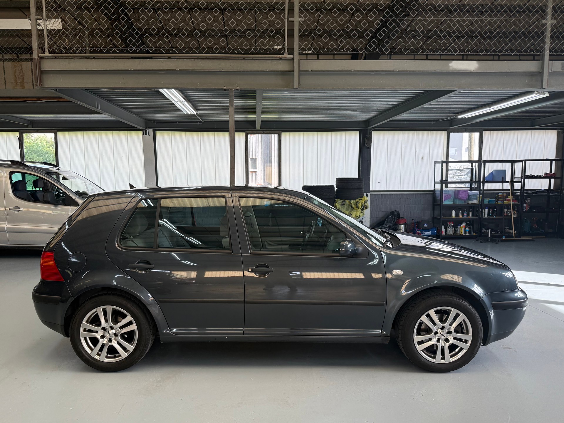 VW Golf 2.0 Comfortline-image-2