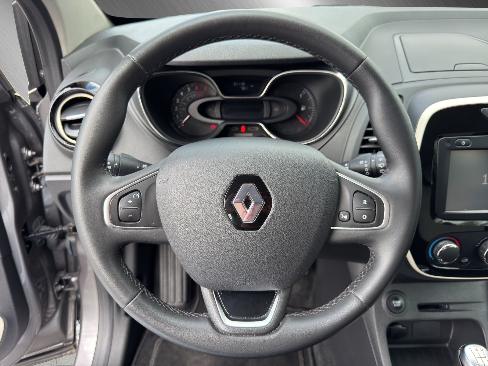 RENAULT Captur 0.9 TCe Zen S/S-image-9