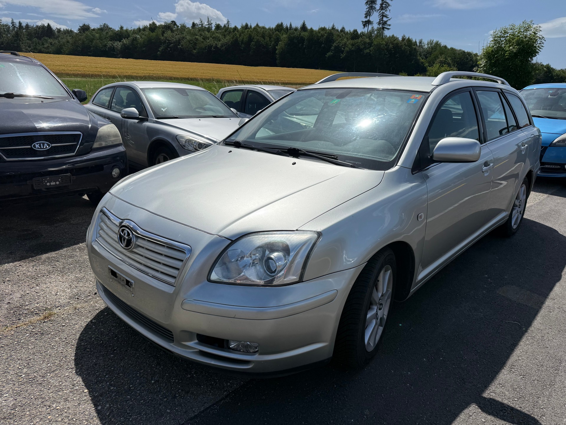 TOYOTA Avensis 2.0D-4 D Linea Sol Sportswagon-image-2