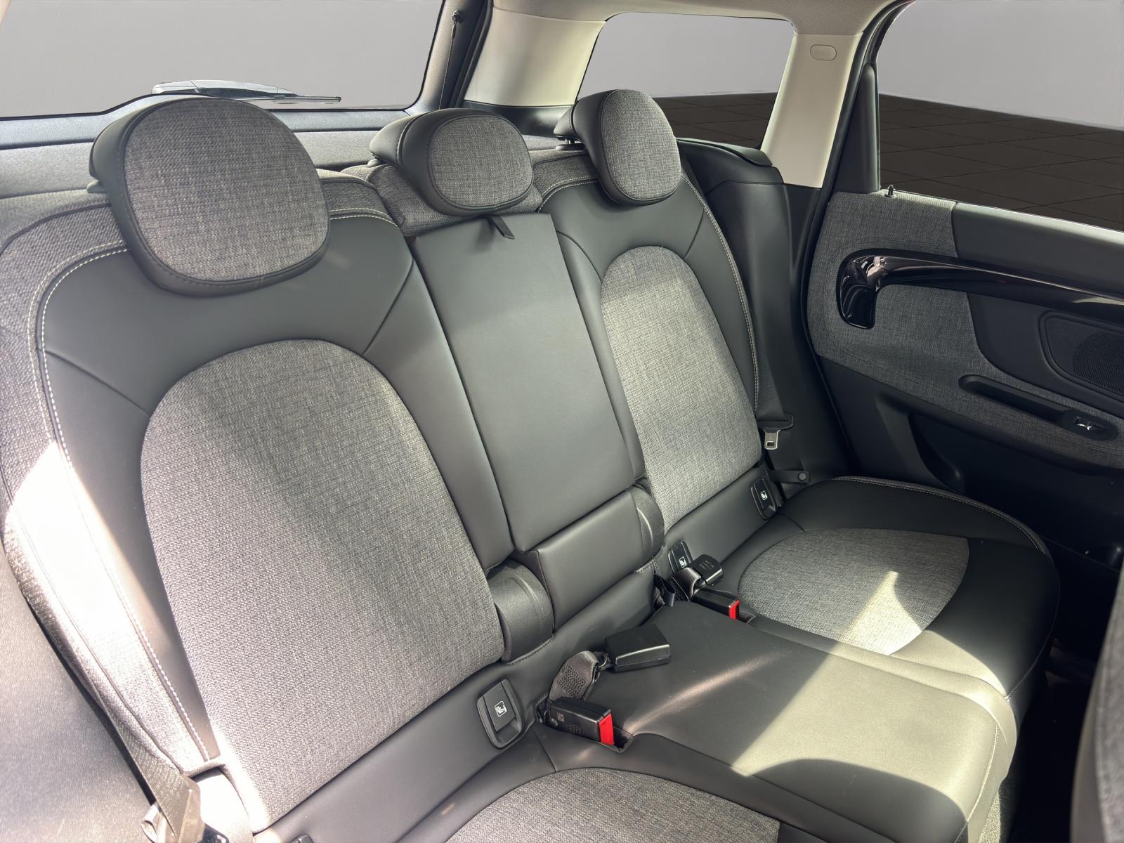 MINI Countryman F60 1.5i Cooper S E ALL4-image-11