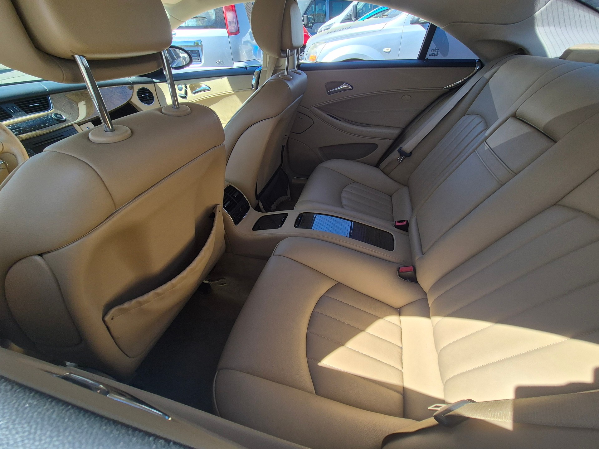 MERCEDES-BENZ CLS 320 Diesel Automat Luxus Klima-image-7
