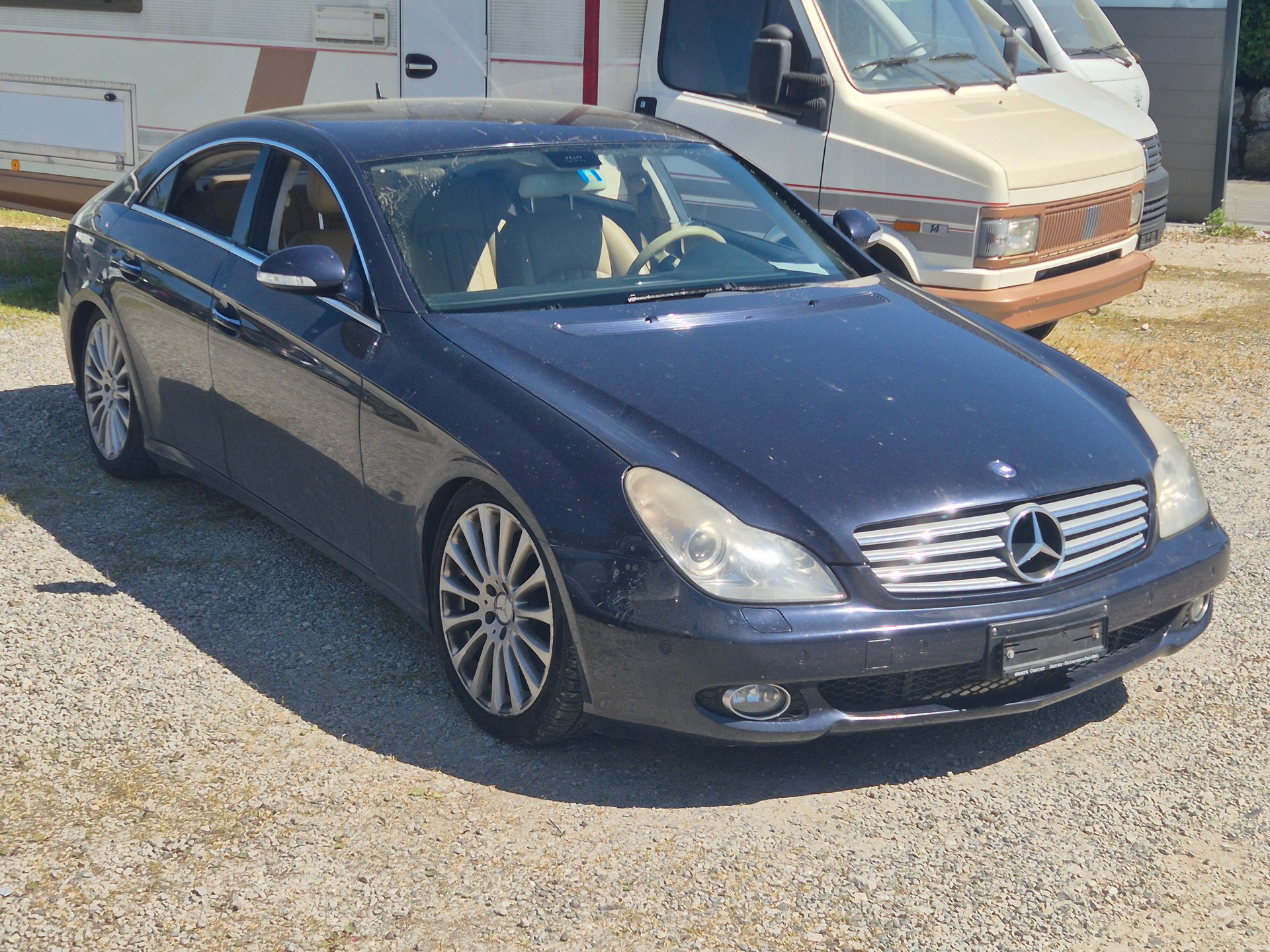 MERCEDES-BENZ CLS 320 Diesel Automat Luxus Klima-image-2