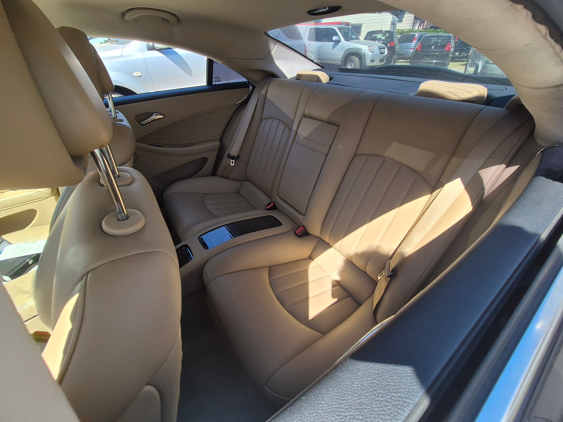 MERCEDES-BENZ CLS 320 Diesel Automat Luxus Klima-image-6