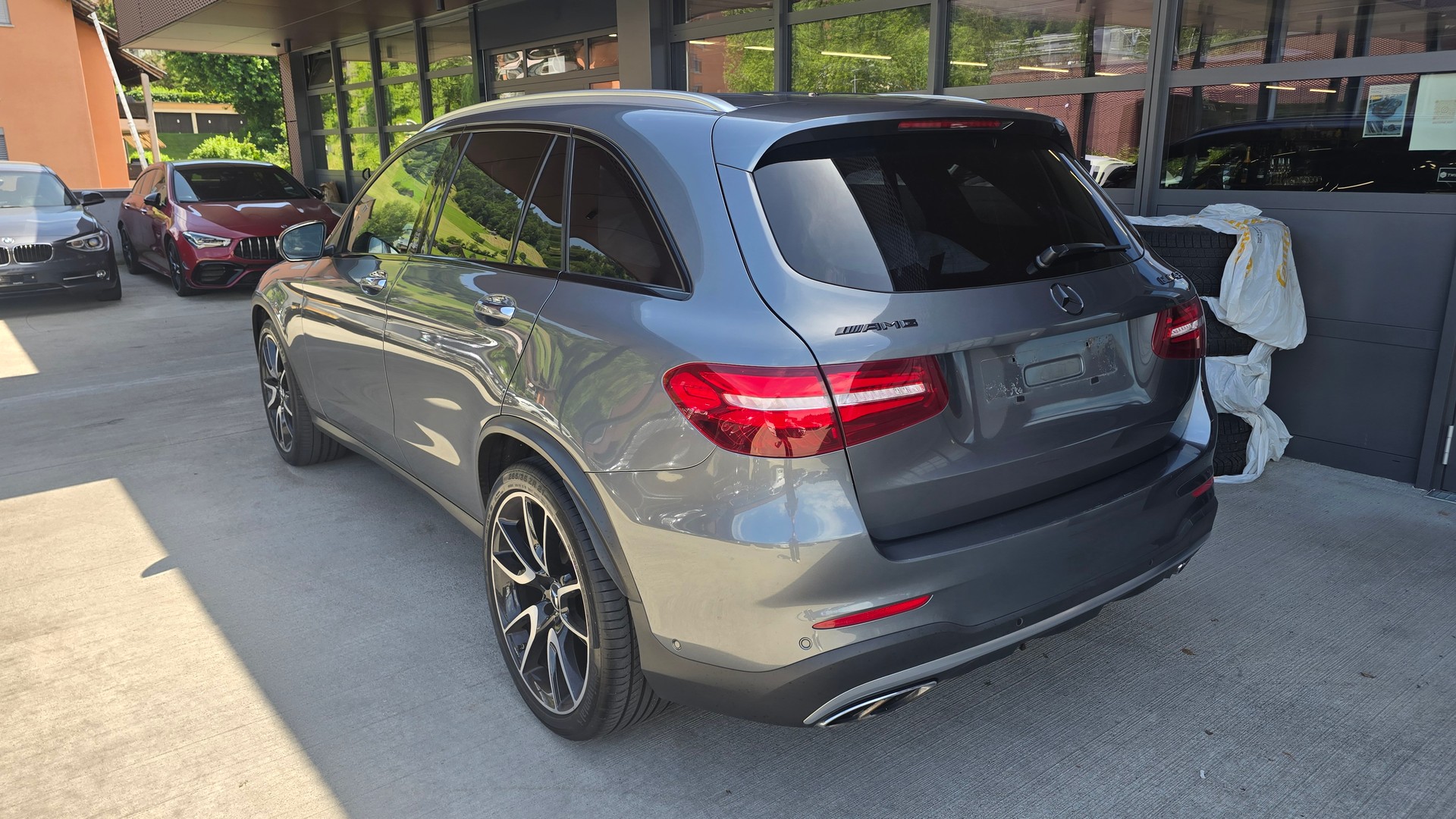 MERCEDES-BENZ GLC 43 AMG 4Matic 9G-Tronic-image-5