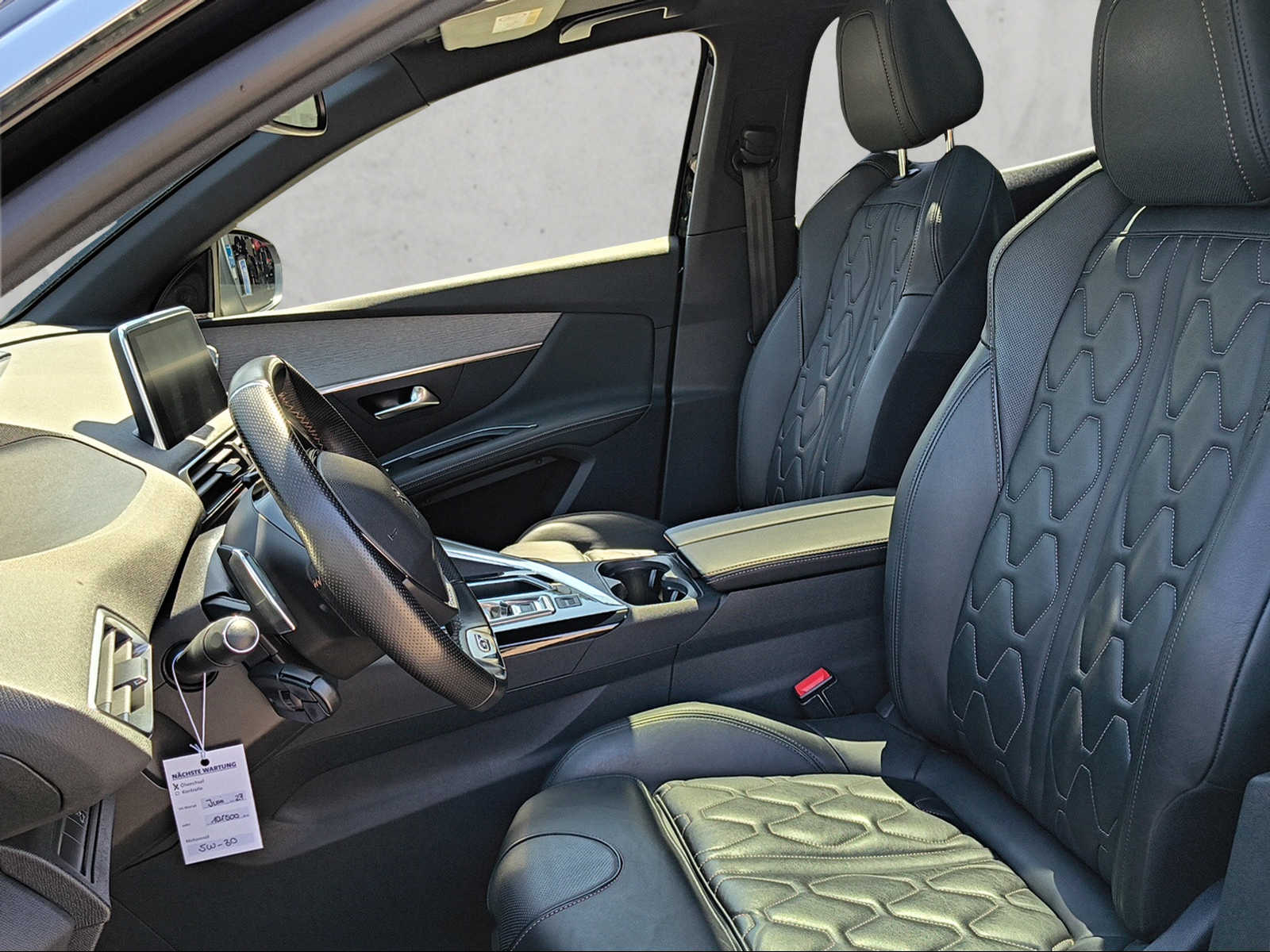 PEUGEOT 3008 2.0 BlueHDi 180 GT-image-10