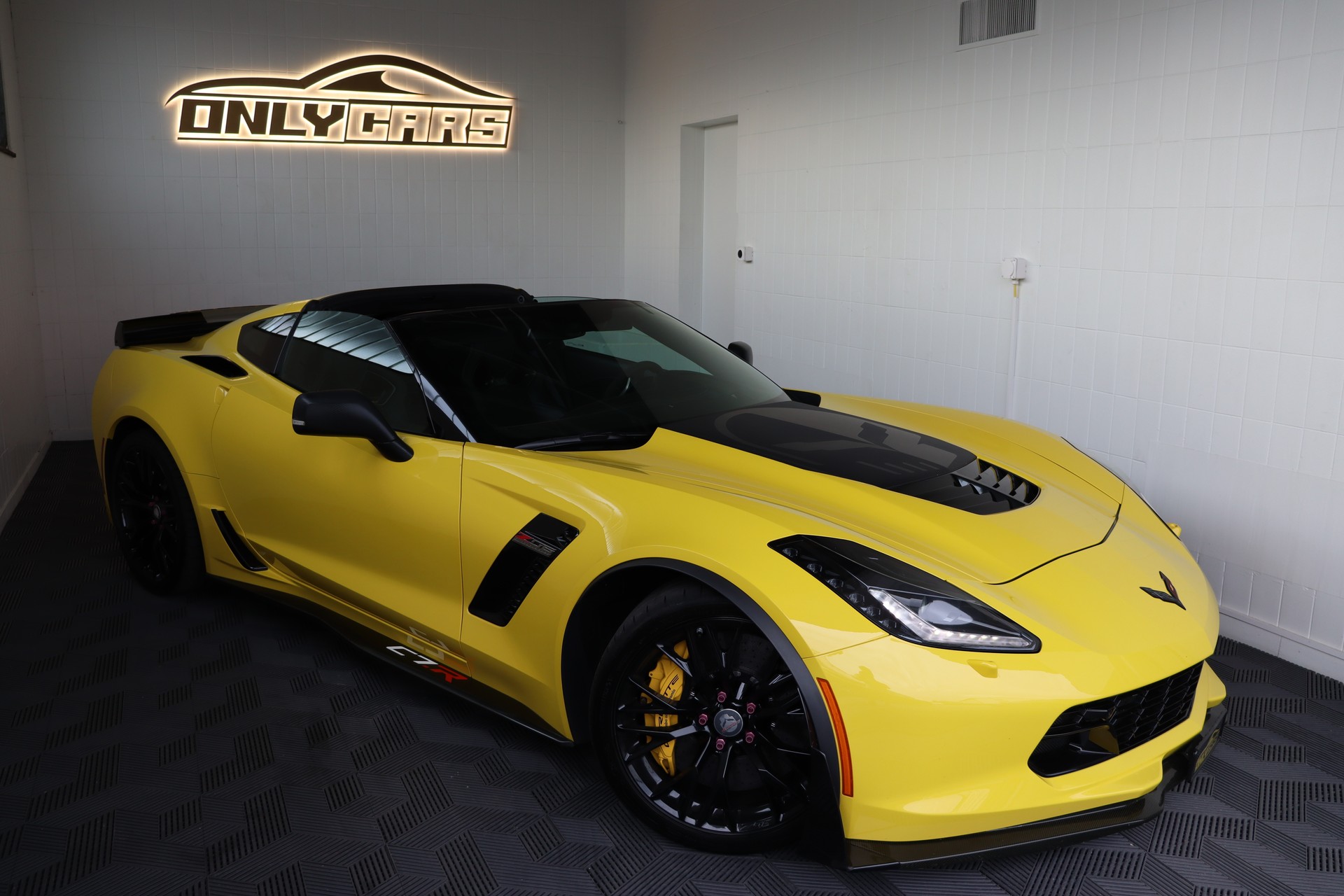CHEVROLET Corvette Coupé Z06 3LZ Automatic **TARGA**-image-3