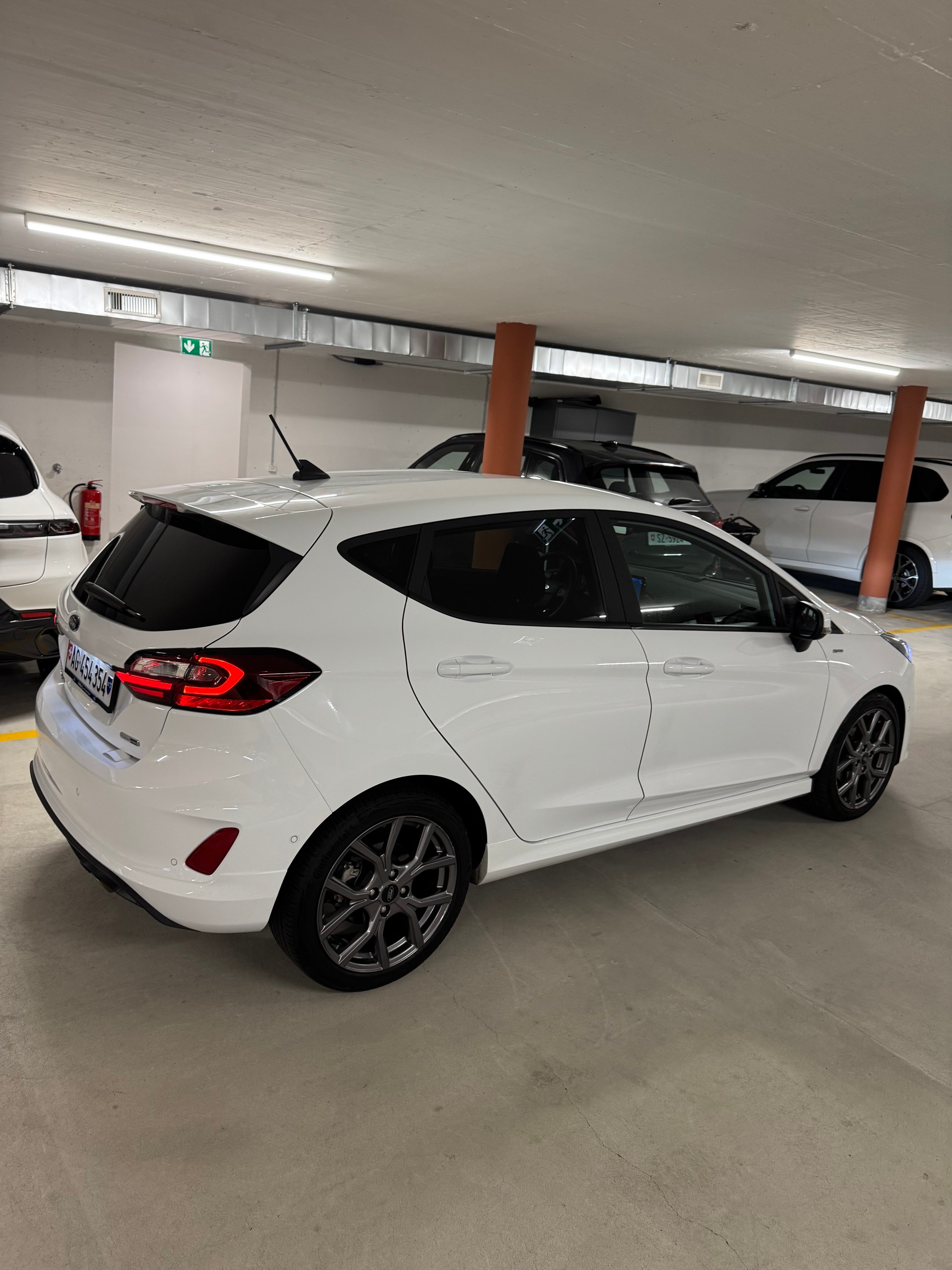 FORD 1.0 EcoB Hybrid ST-Line X-image-3