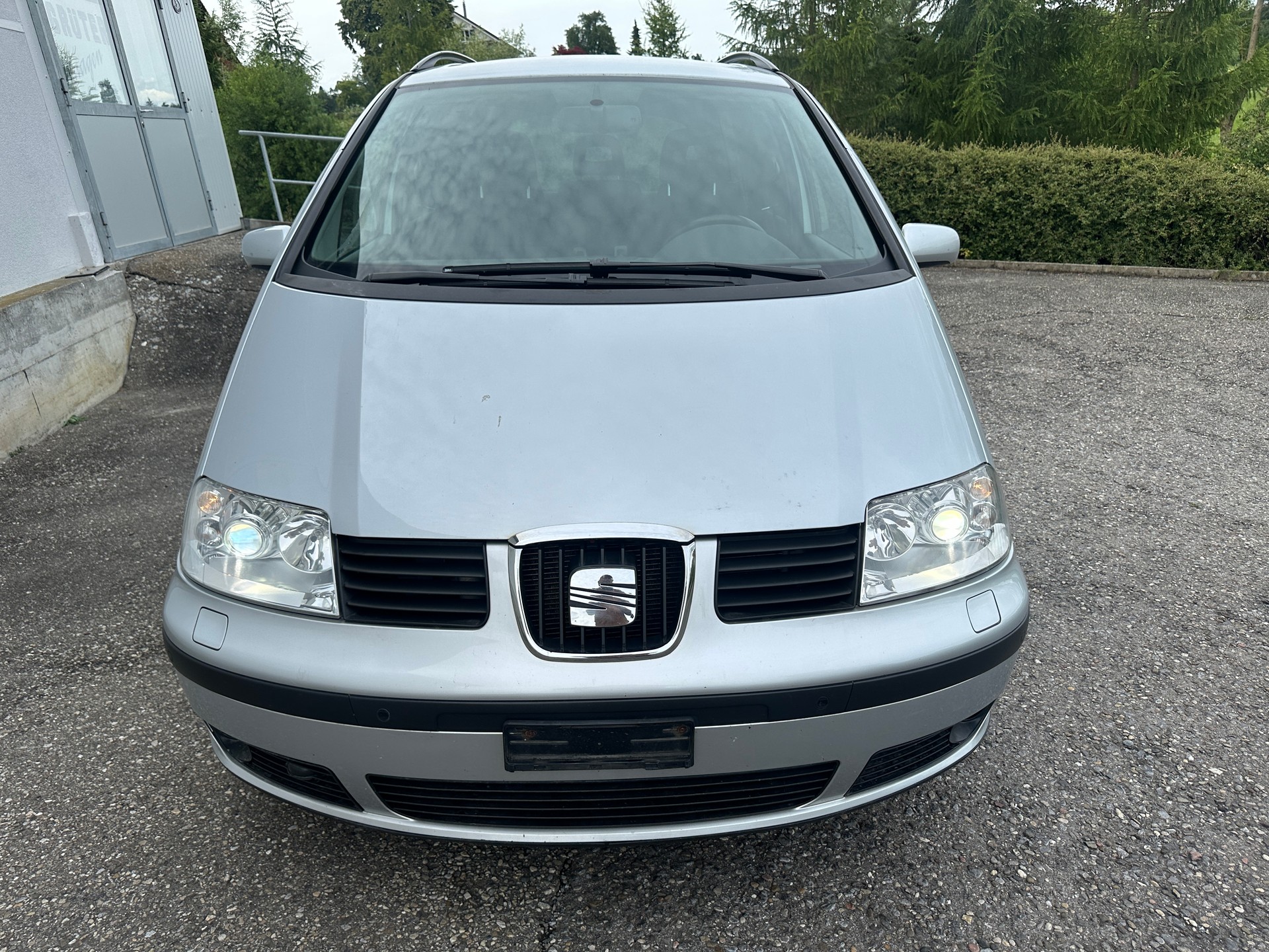 SEAT Alhambra 1.9 TDI Stylance 4x4-image-2
