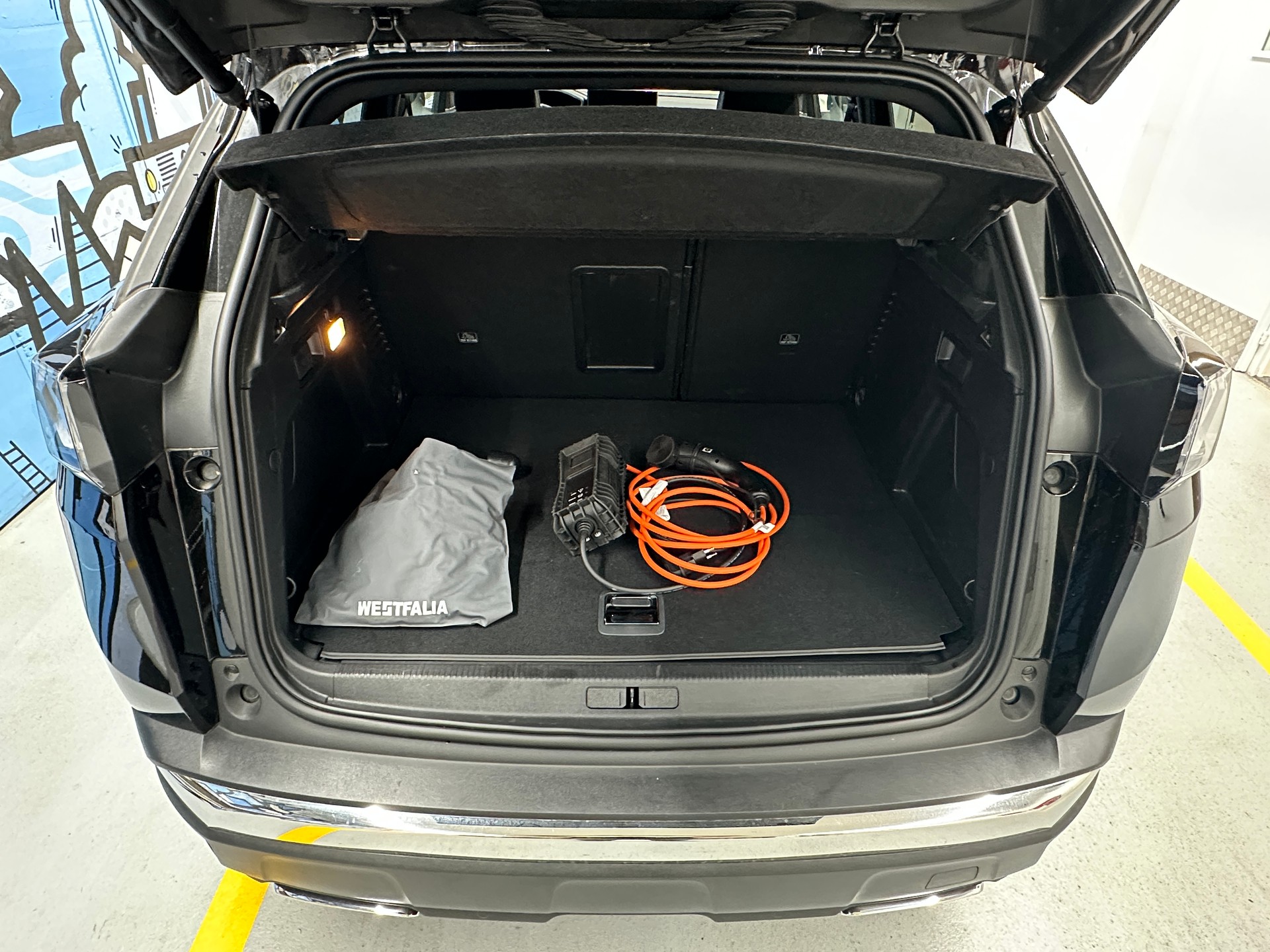 PEUGEOT 3008 225e Hybrid2 GT EAT8-image-5