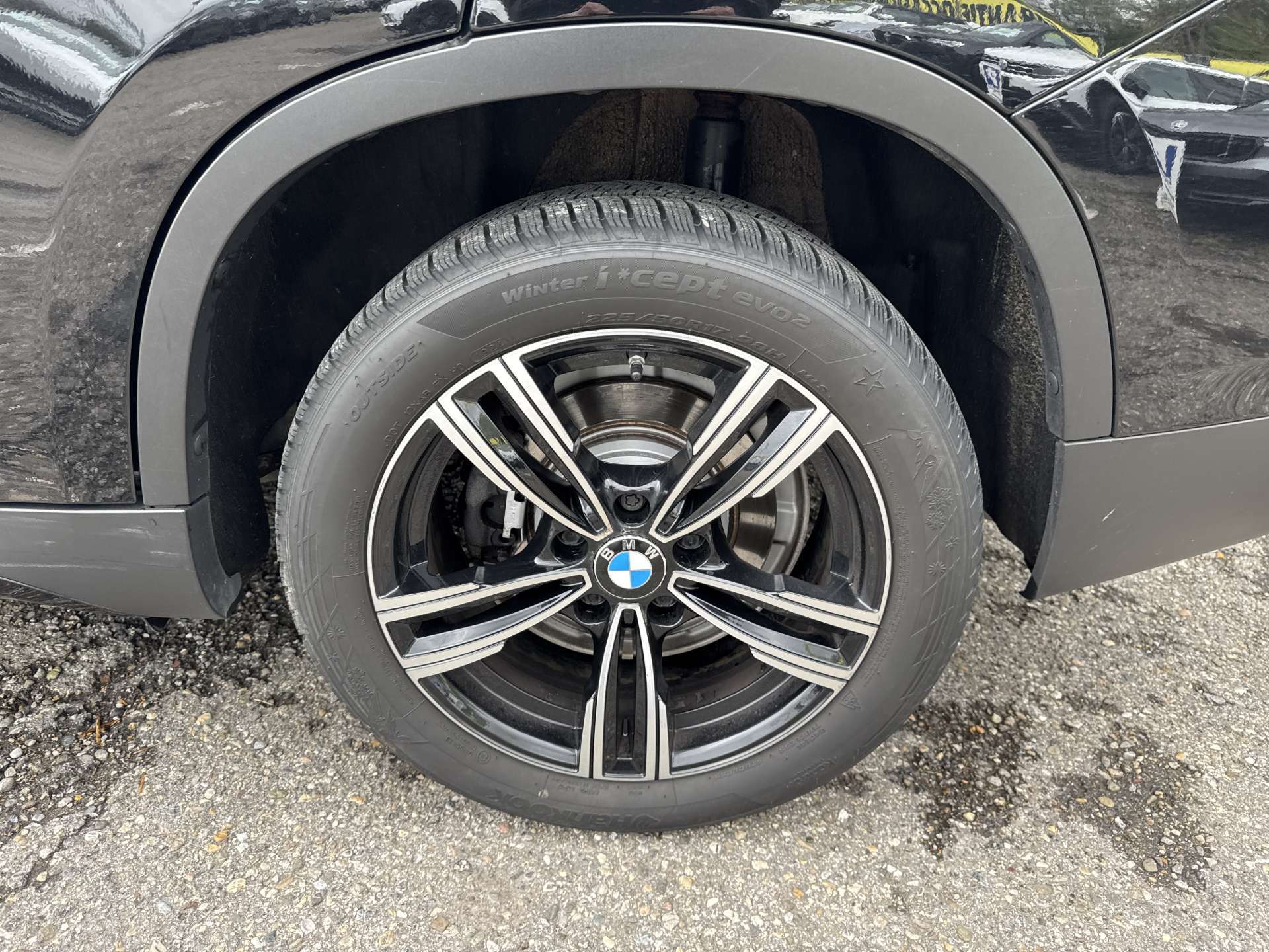 BMW X1 xDrive 20i Sport Line Steptronic-Automat EXPORT-image-9