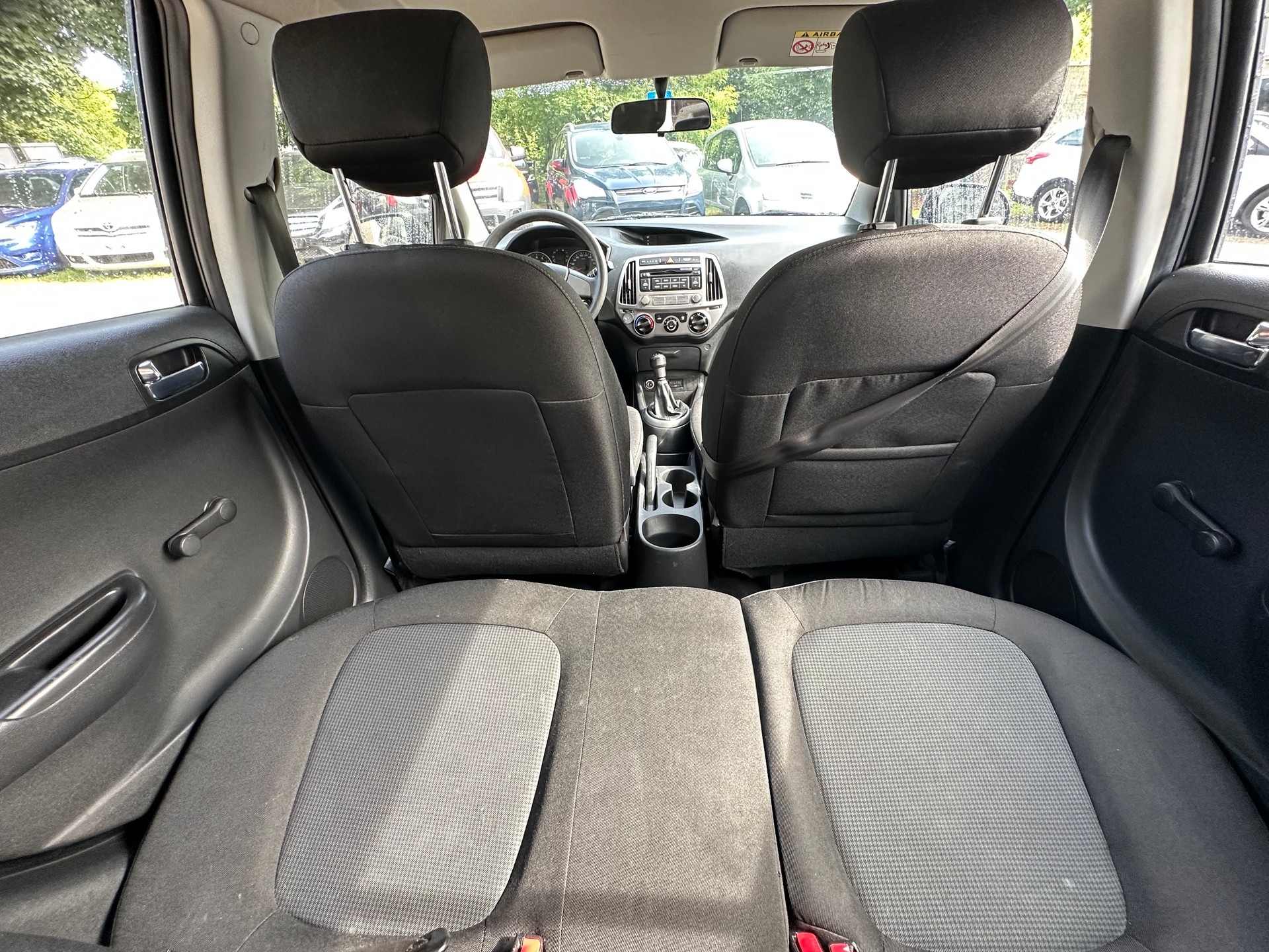 HYUNDAI i20 1.2 Comfort-image-7