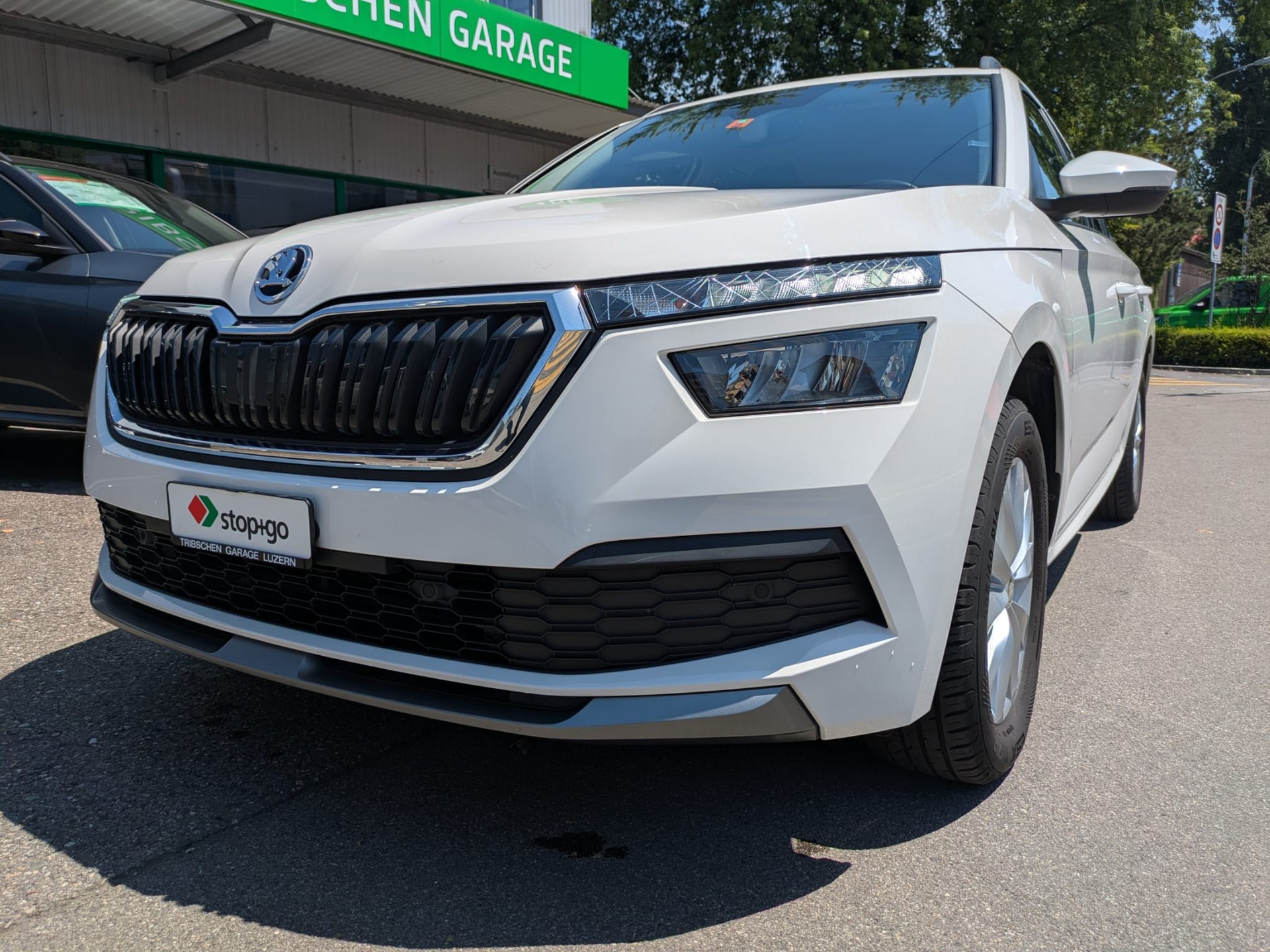 SKODA Kamiq 1.0 TSI Ambition DSG-image-0