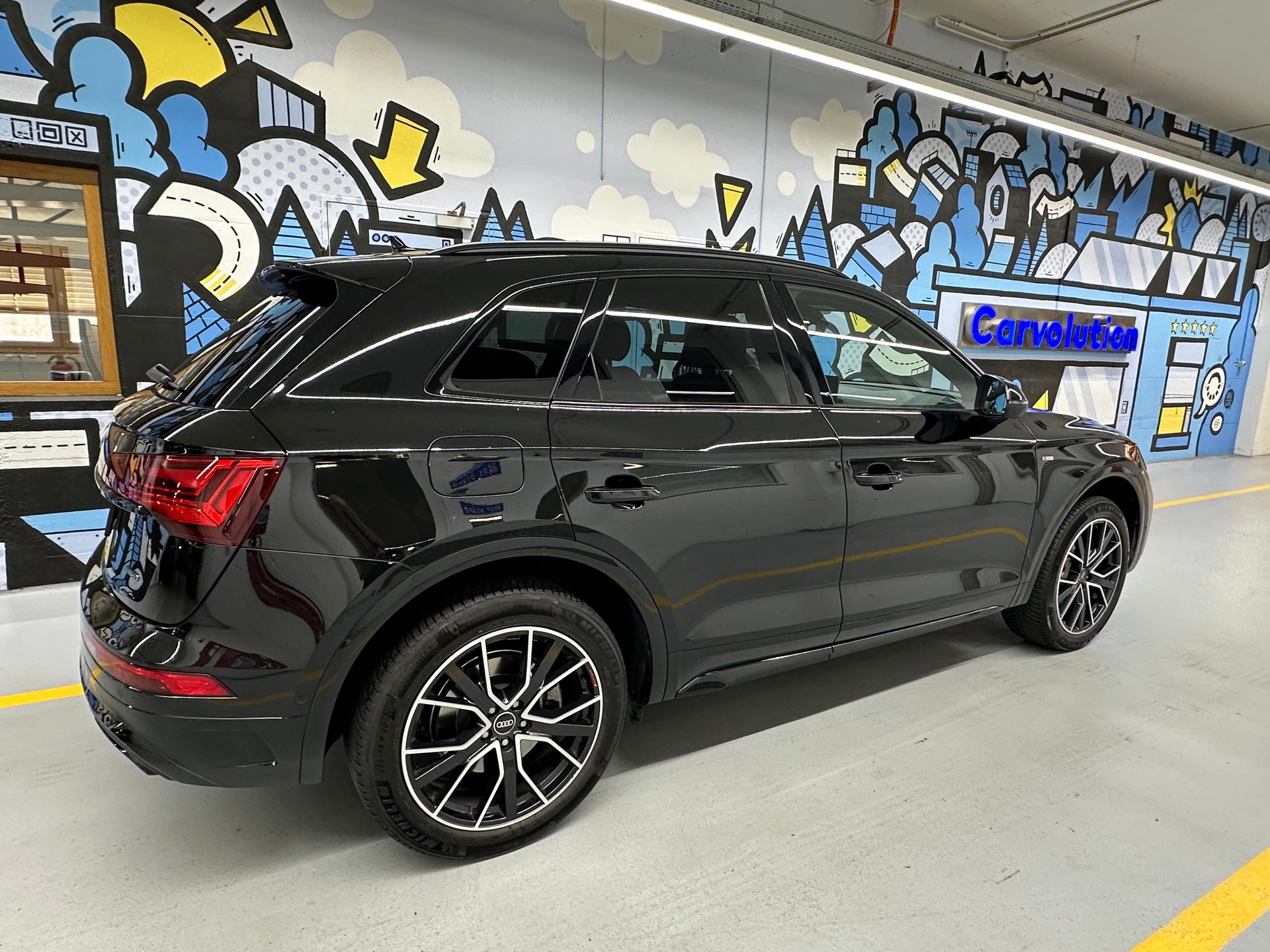 AUDI Q5 40 TDI S-line quattro S-tronic-image-3