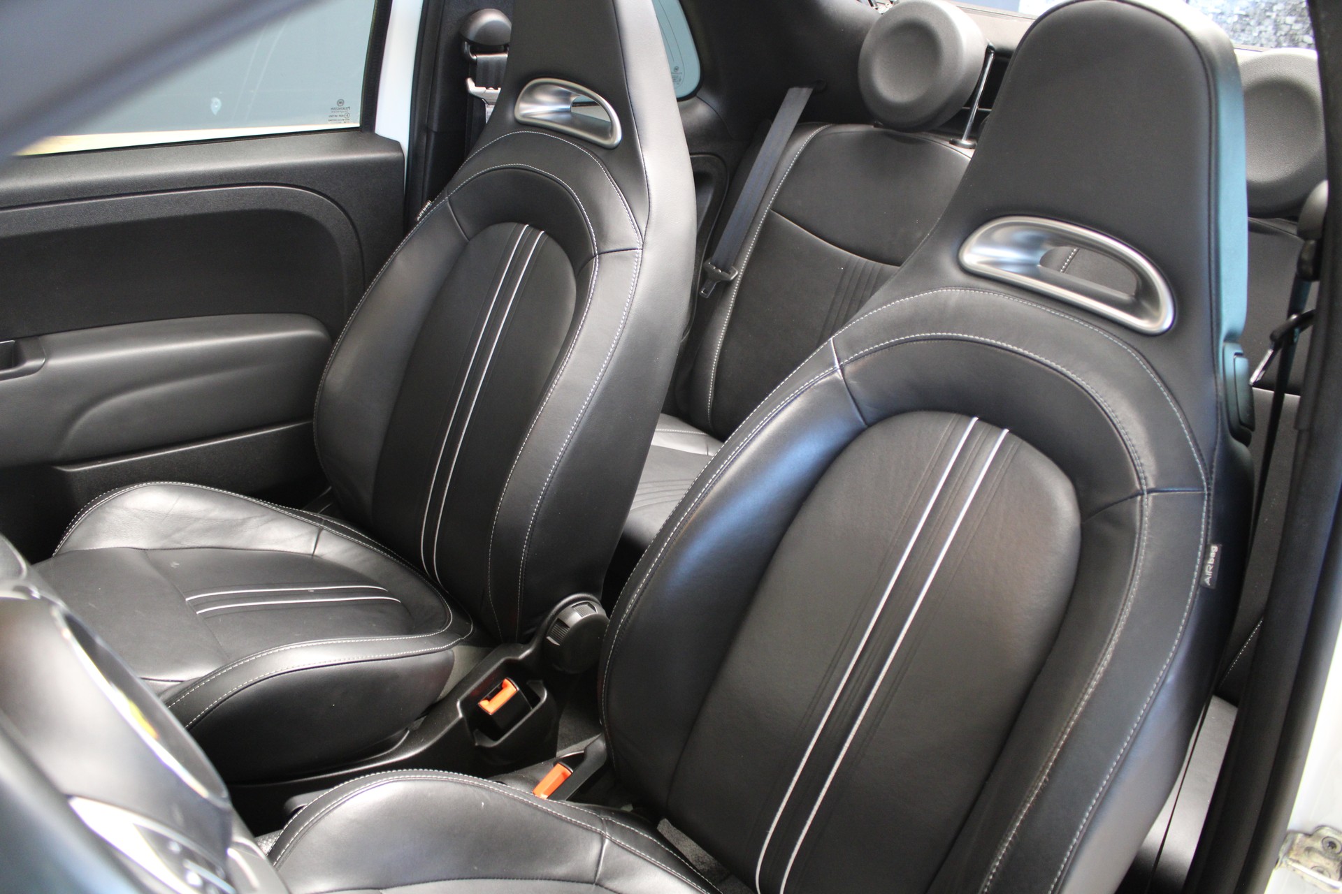 FIAT 595 1.4 16V Turbo Abarth Turismo-image-10