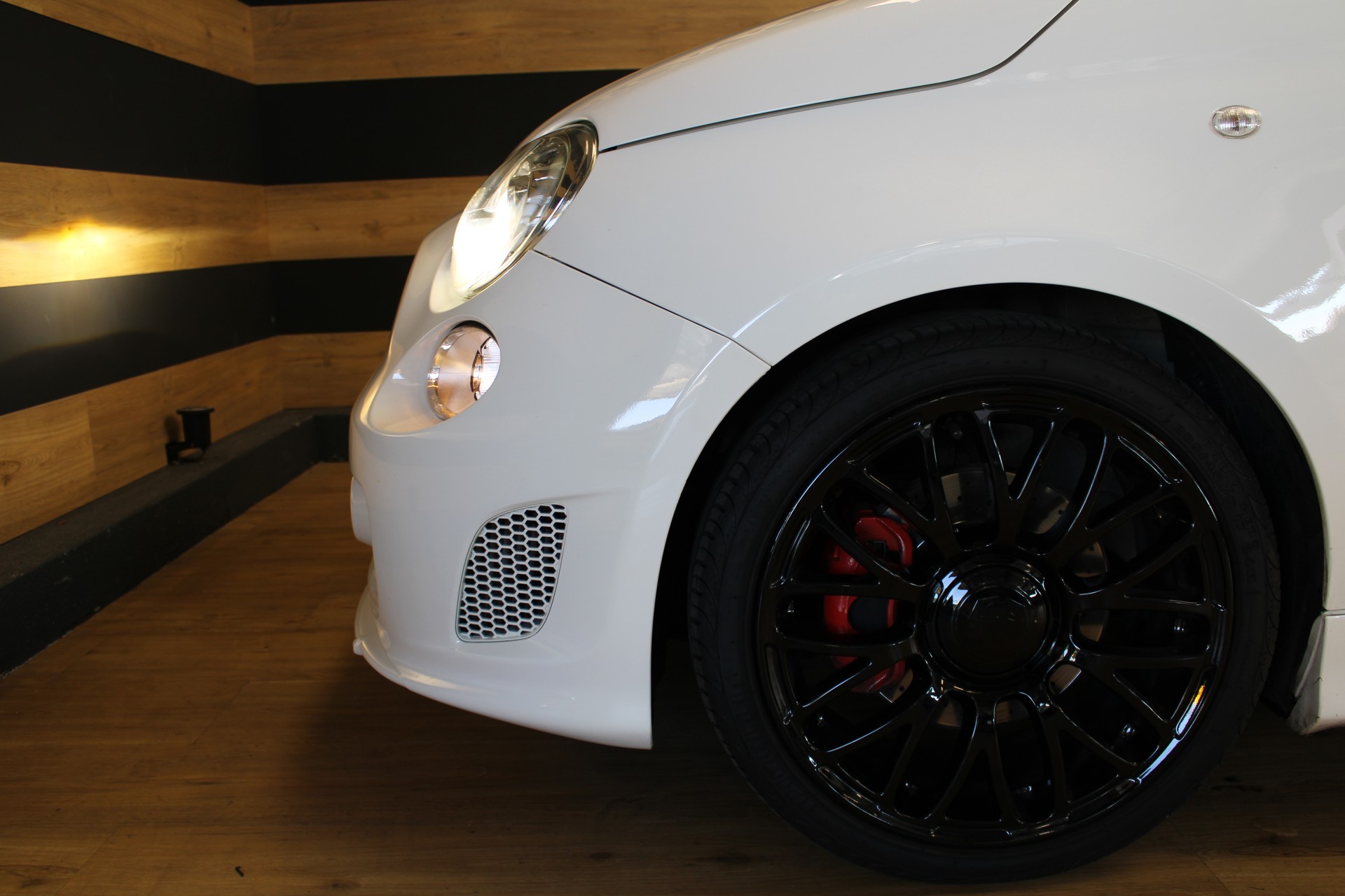 FIAT 595 1.4 16V Turbo Abarth Turismo-image-11