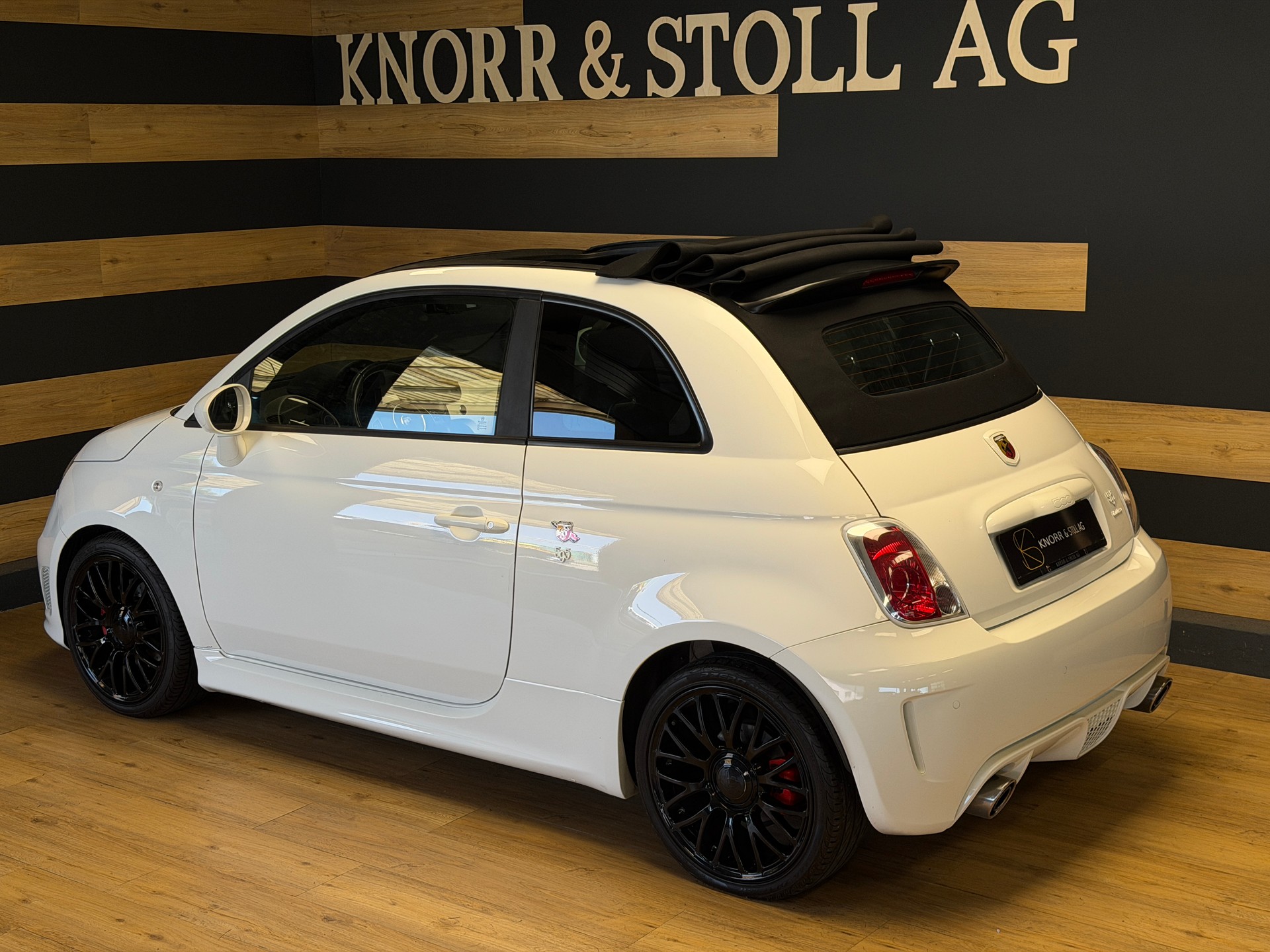 FIAT 595 1.4 16V Turbo Abarth Turismo-image-13