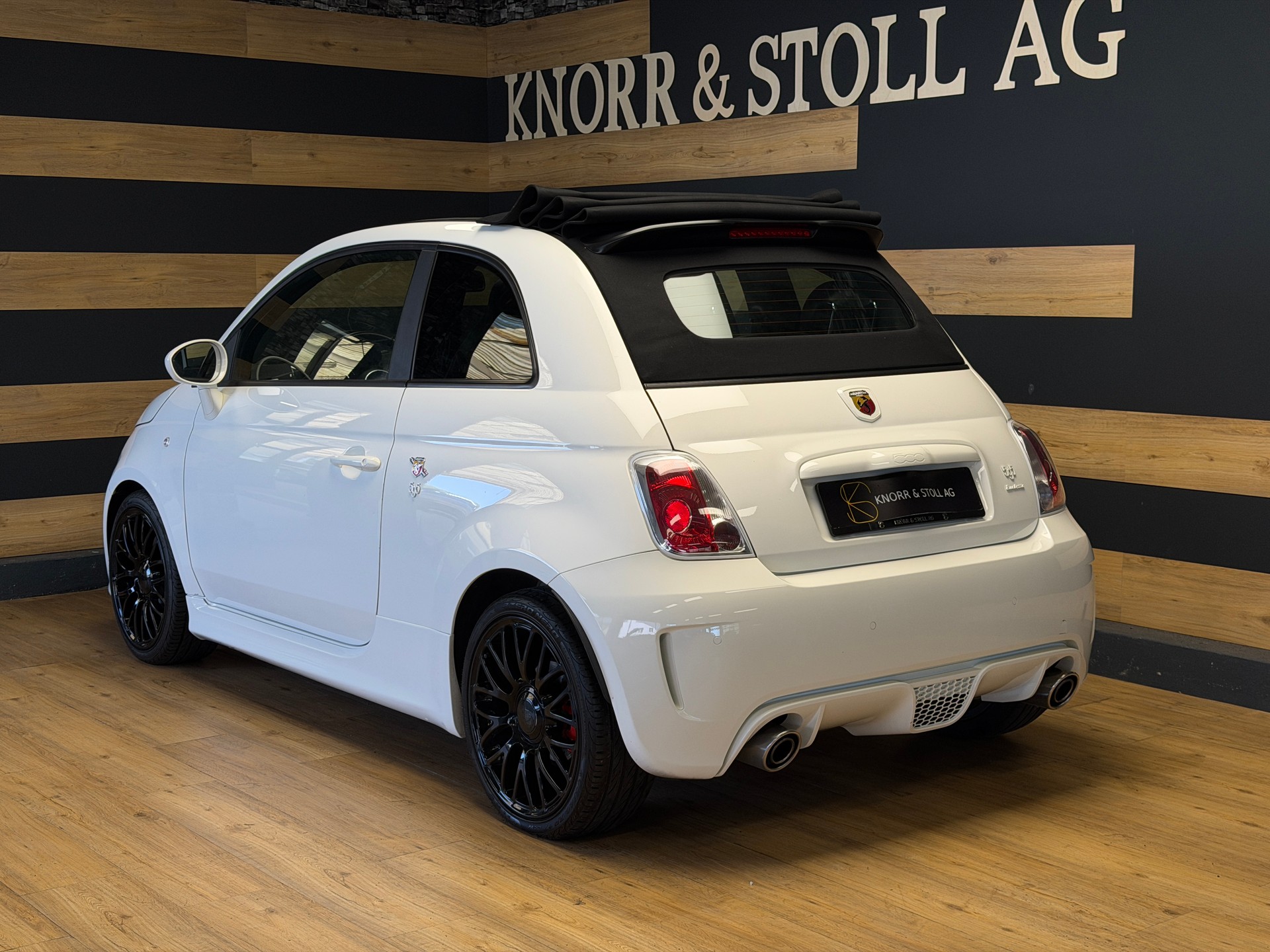 FIAT 595 1.4 16V Turbo Abarth Turismo-image-3
