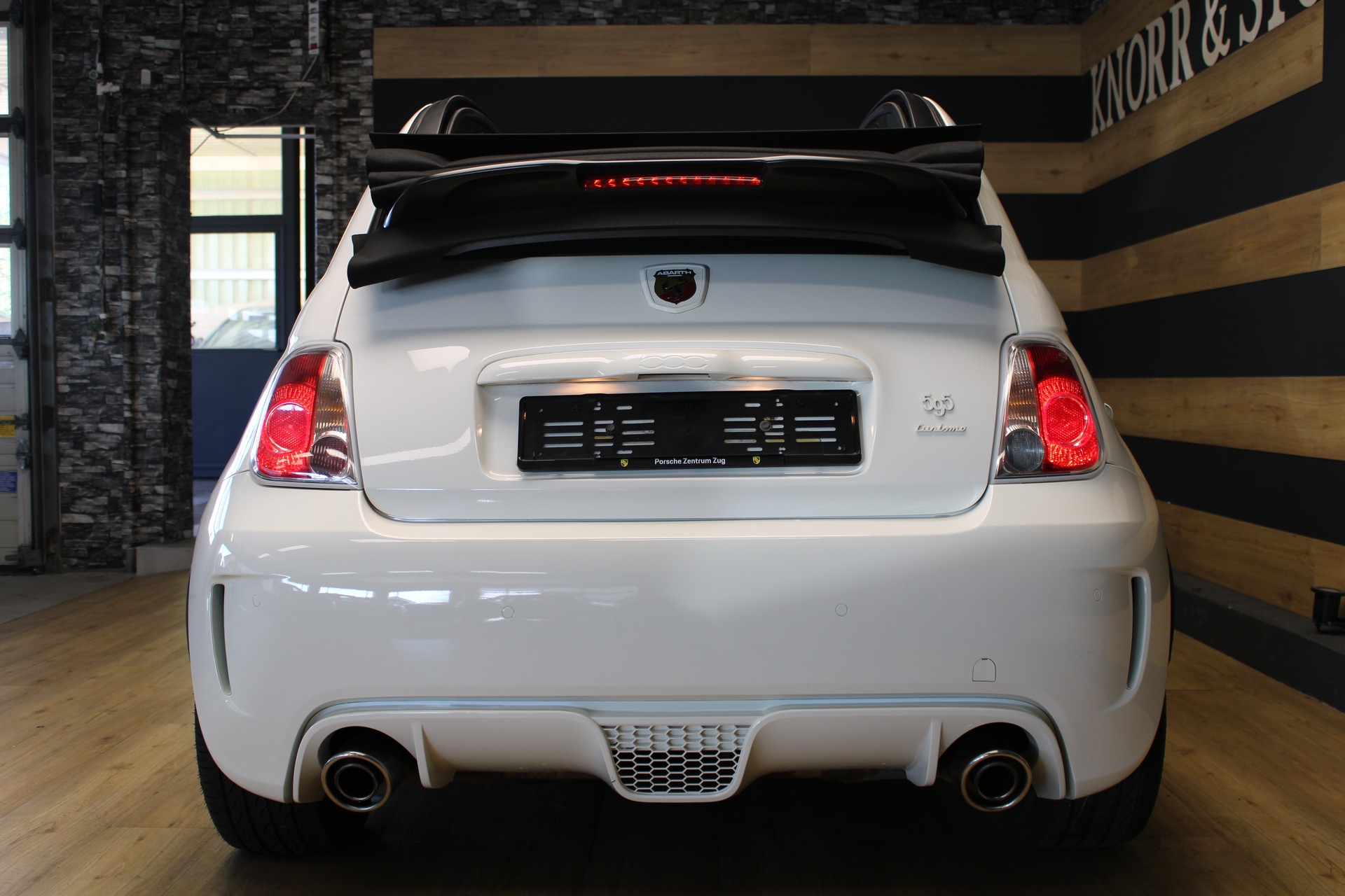 FIAT 595 1.4 16V Turbo Abarth Turismo-image-4