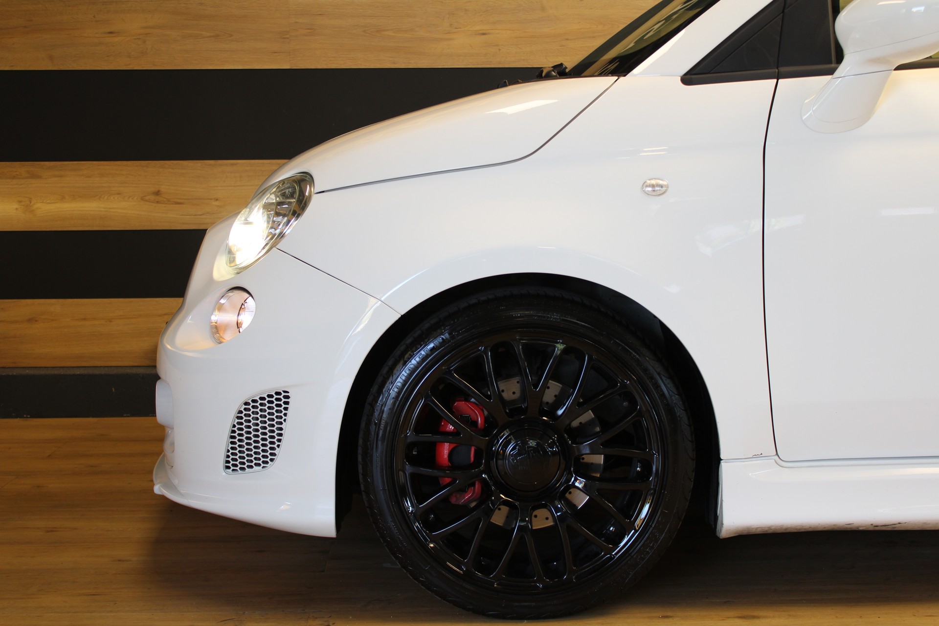 FIAT 595 1.4 16V Turbo Abarth Turismo-image-8