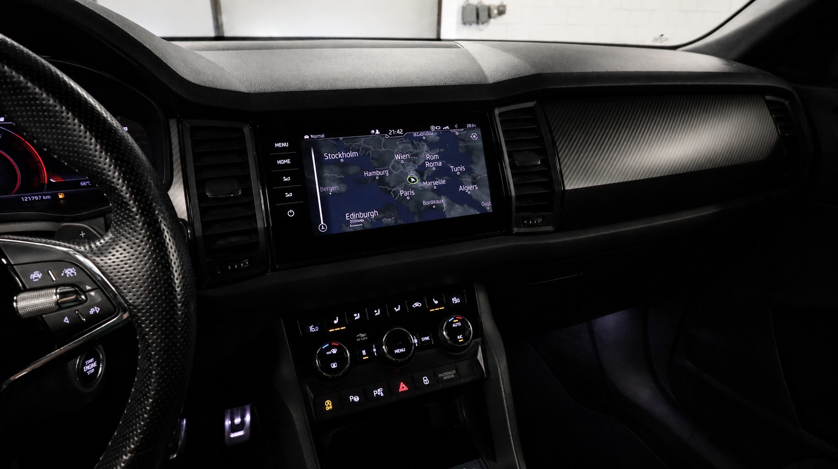 SKODA Kodiaq 2.0 TDI 200 Sportline DSG-image-11