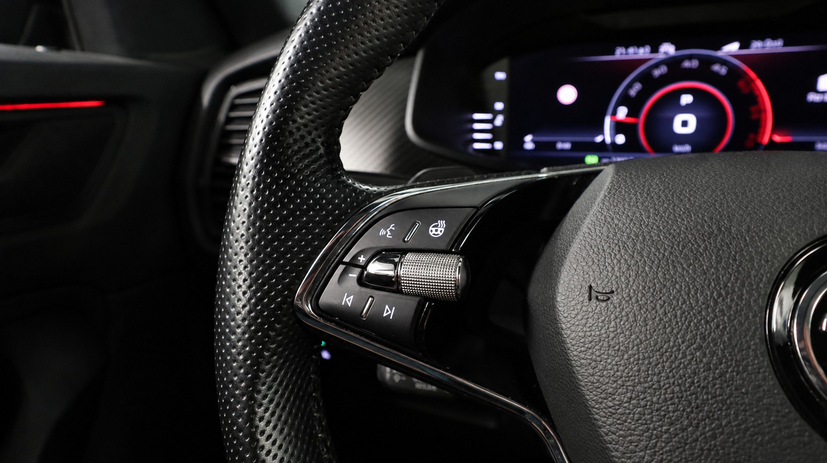 SKODA Kodiaq 2.0 TDI 200 Sportline DSG-image-7