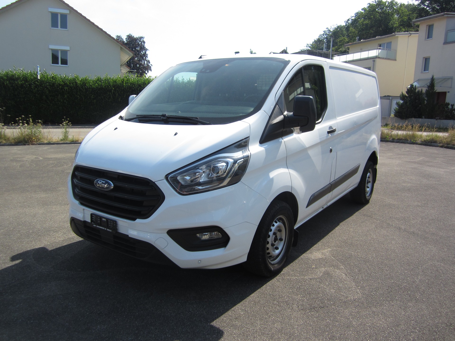 FORD 2.0 TDI 130 PS 280 L1 H1Trend Automat 3Sitzer-image-0