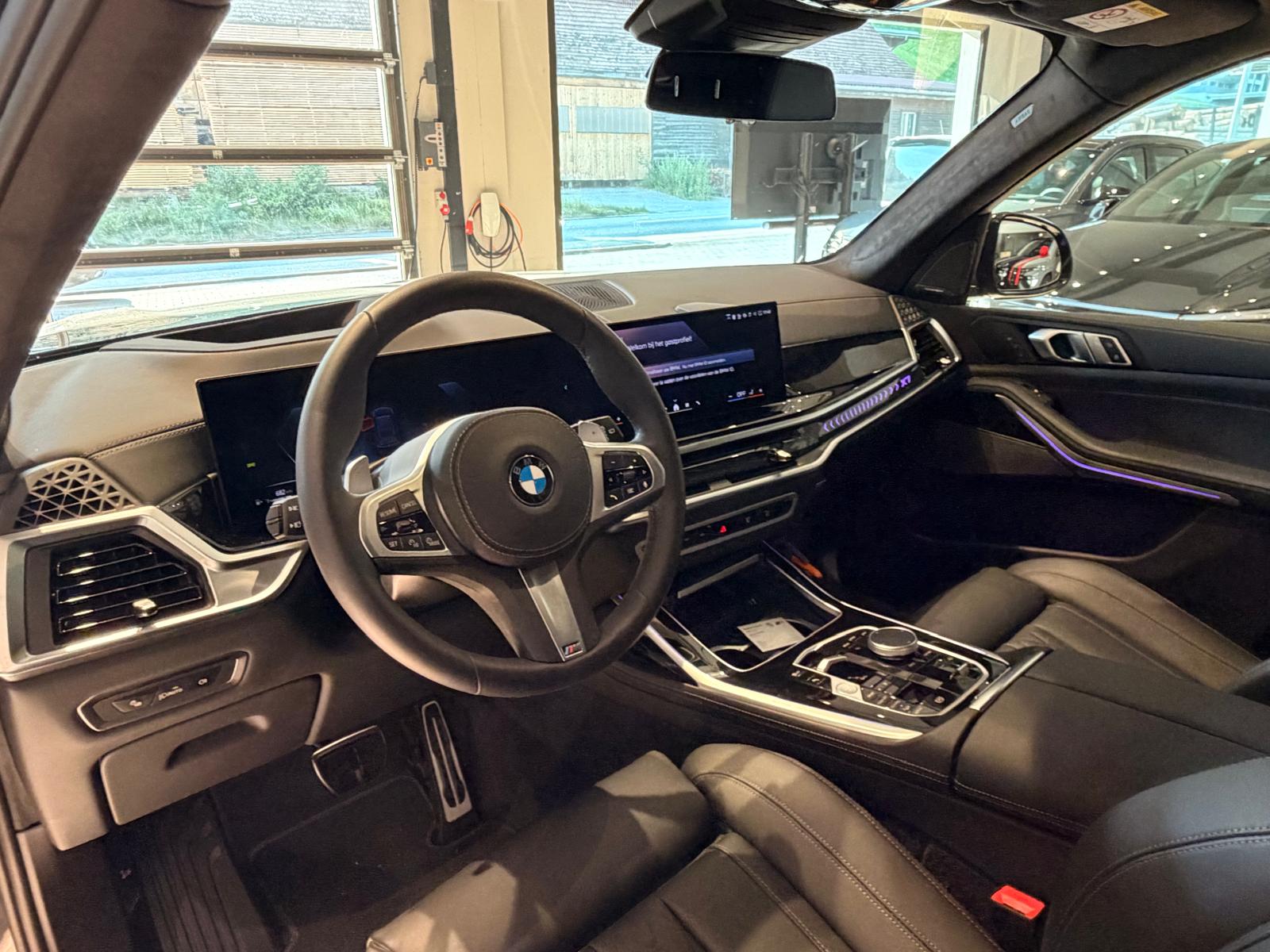 BMW X7 xDrive 48V 40i M Sport Pro Steptronic np 176'000.--image-10