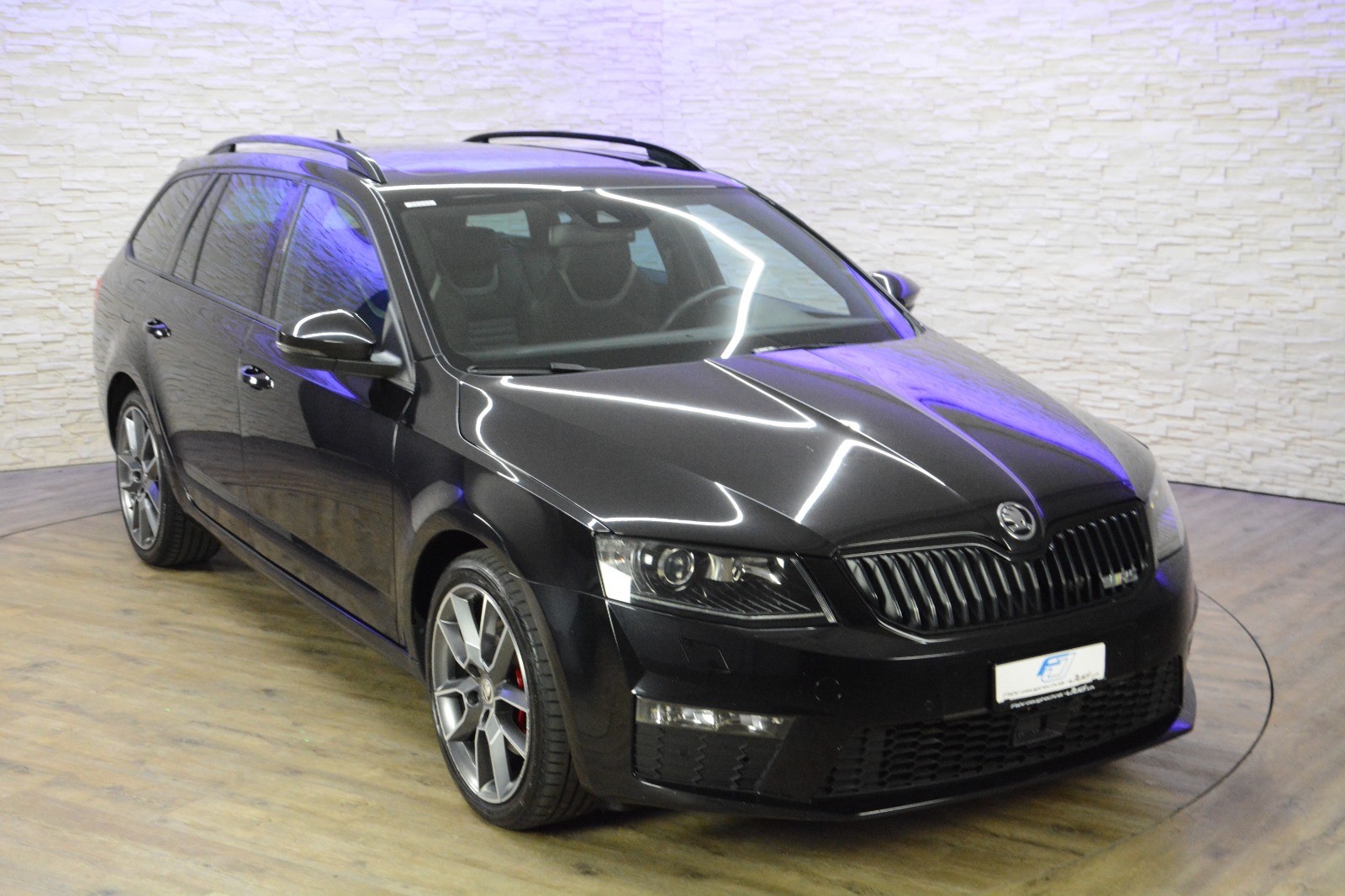 SKODA Octavia Combi 2.0 TDI RS 4x4 DSG-image-1