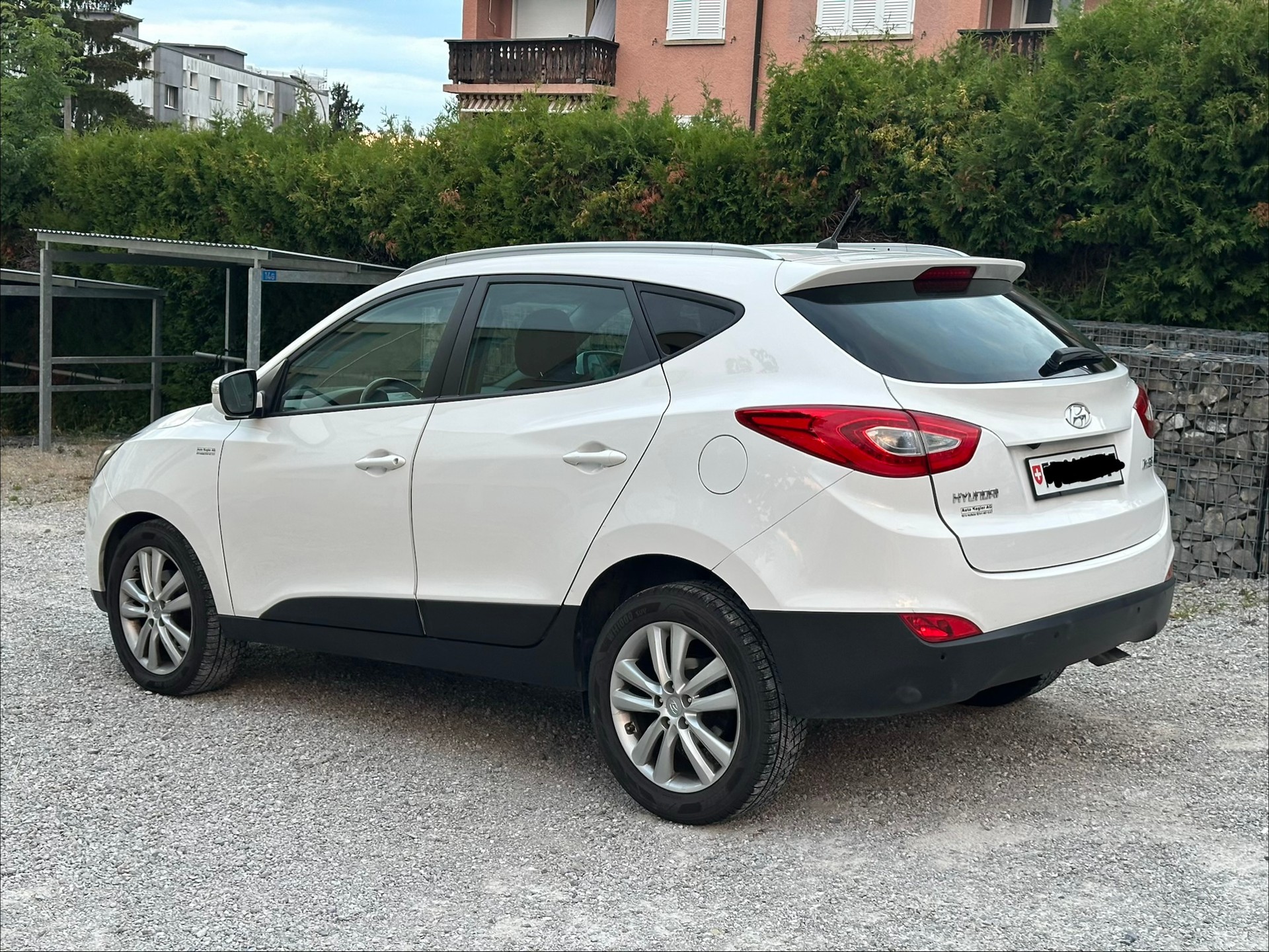 HYUNDAI iX 35 2.0 GDI Style 4WD Automatic-image-5