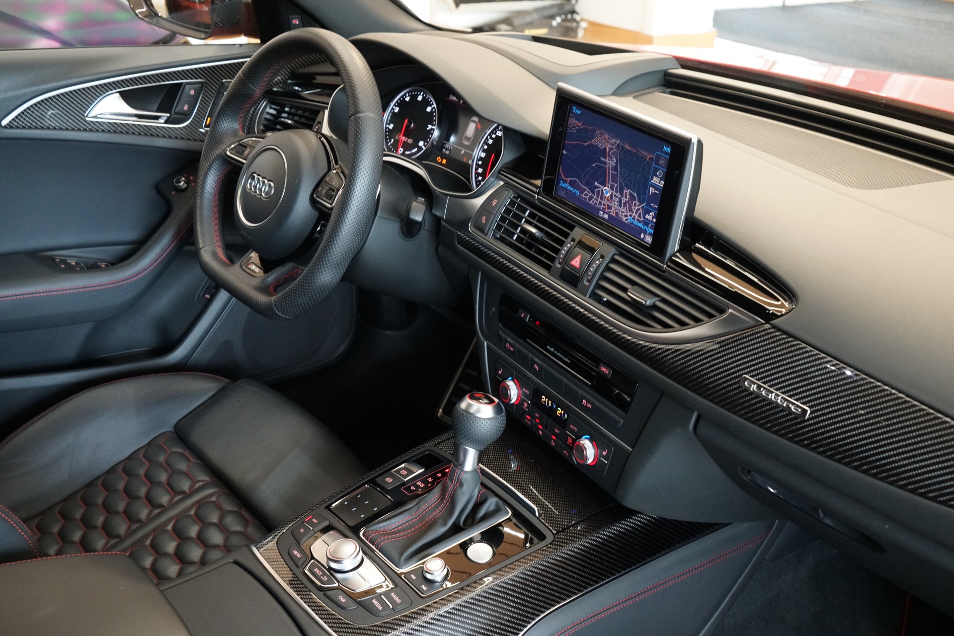 AUDI RS6 Avant 4.0 TFSI V8 quattro Tiptronic Audi Exclusive-image-29