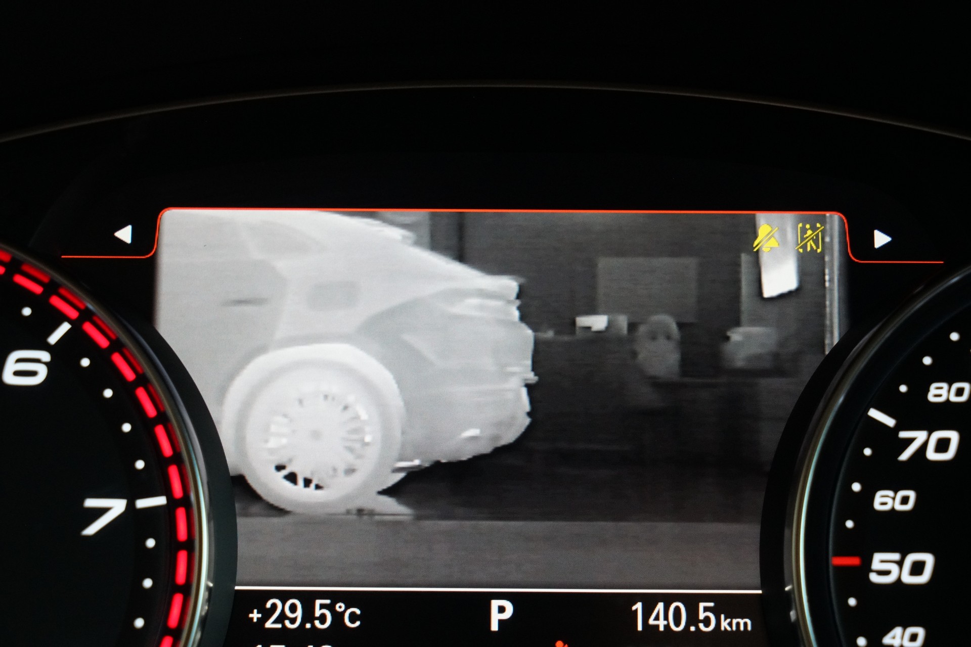 AUDI RS6 Avant 4.0 TFSI V8 quattro Tiptronic Audi Exclusive-image-21