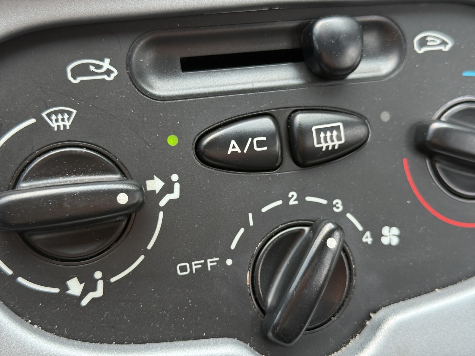 CITROEN Xsara Picasso 1.6i (X)-image-21