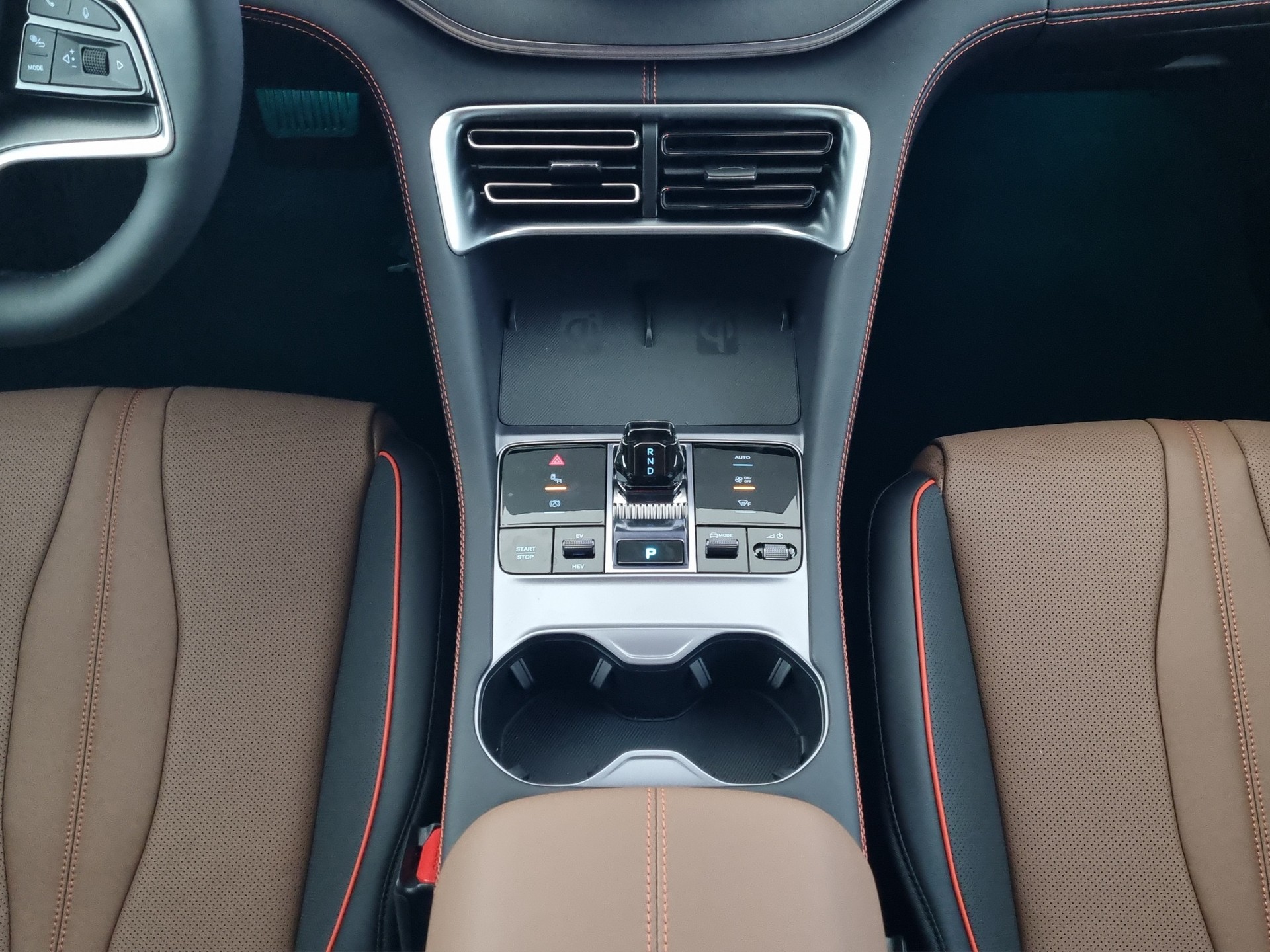 BYD Seal U DM-i Comfort FWD-image-9