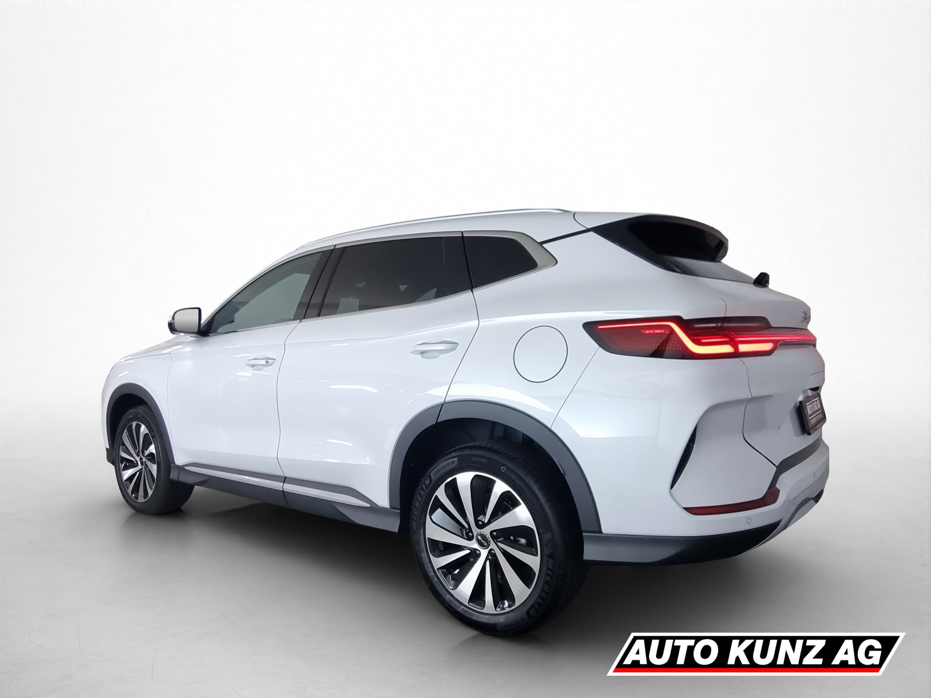 BYD Seal U DM-i Comfort FWD-image-3