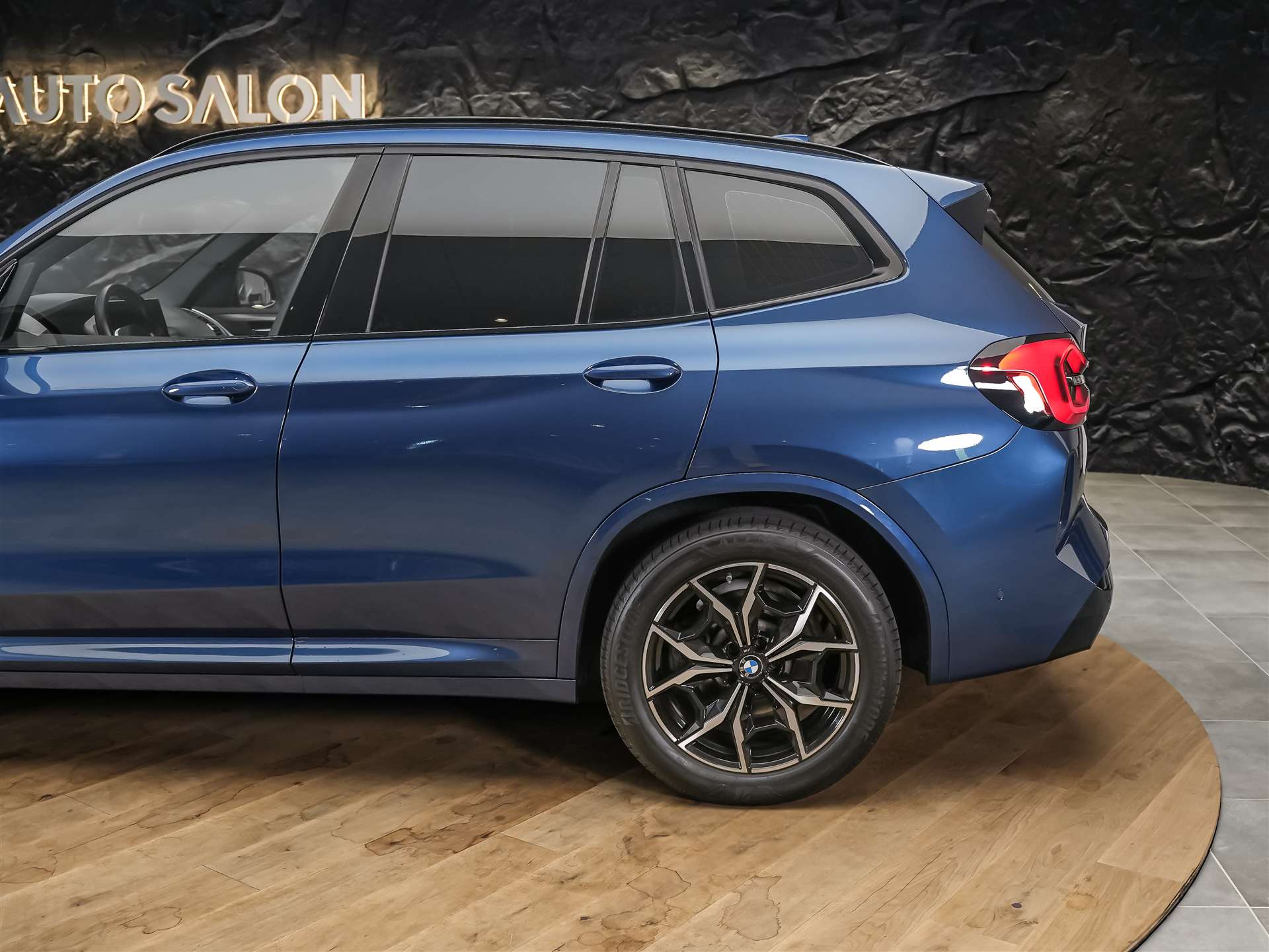 BMW X3 20i xDrive M Sport*Werksgarantie Sitzheizung*Anhängerkupplung*-image-18