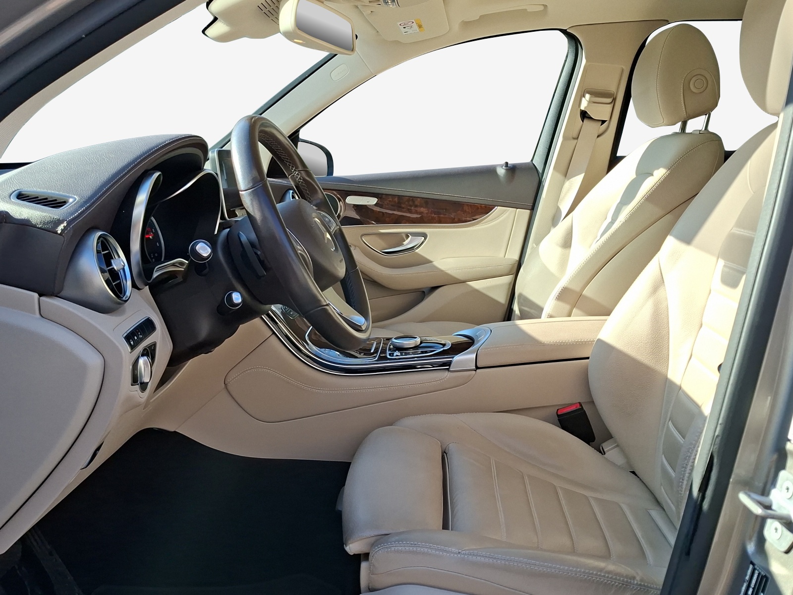 MERCEDES-BENZ GLC 250d Off-Road 4Matic 9G-Tronic-image-7
