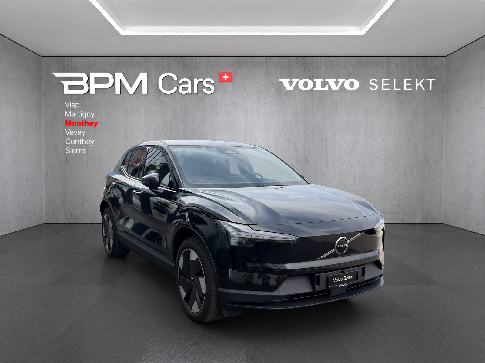 VOLVO EX30 E60 69kWh Single Motor Extended Range Plus-showroom-element-2
