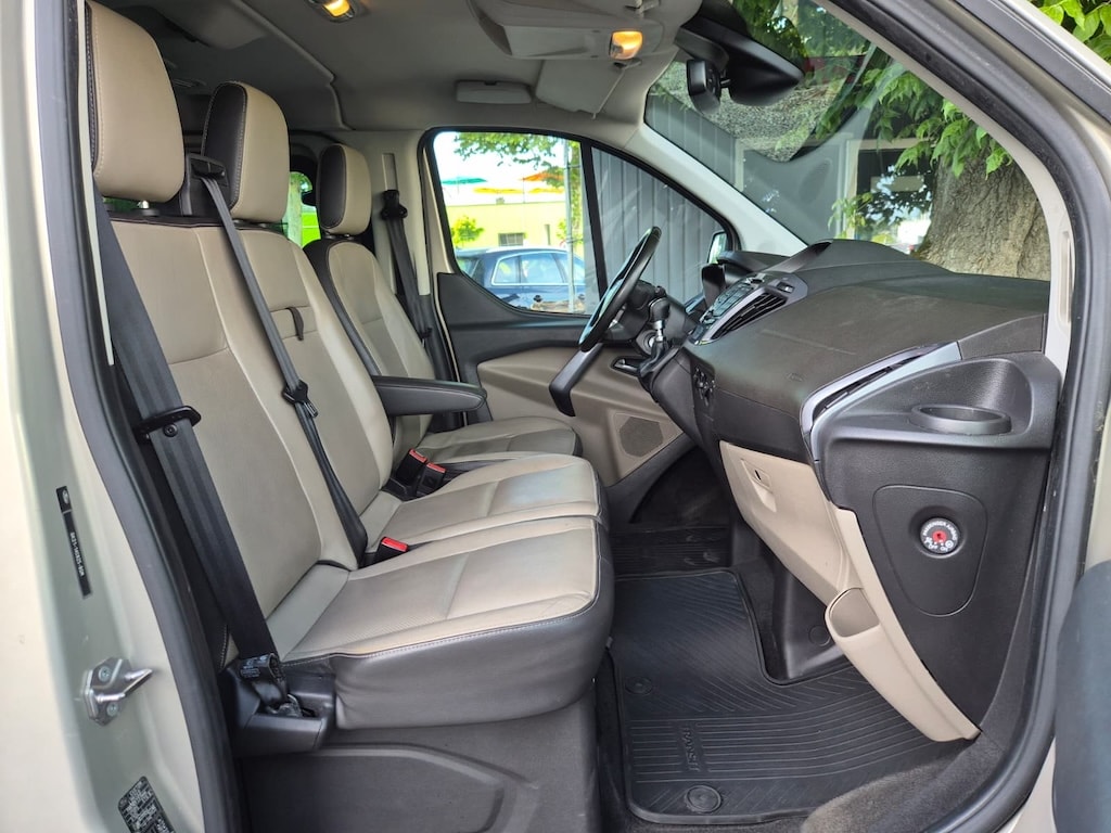 FORD Tourneo Custom 310 L2H1 Titanium 9-Sitzer-image-11