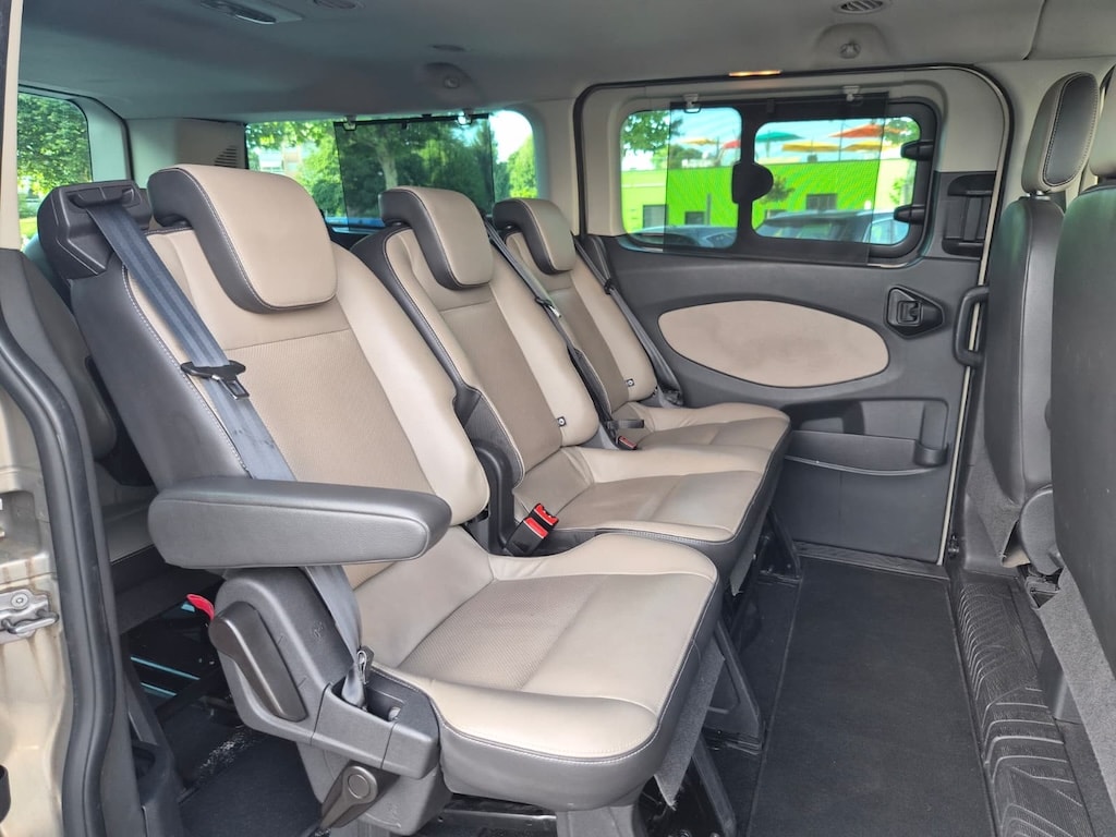 FORD Tourneo Custom 310 L2H1 Titanium 9-Sitzer-image-10