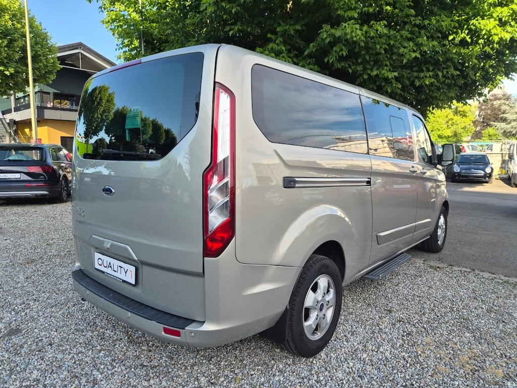 FORD Tourneo Custom 310 L2H1 Titanium 9-Sitzer-image-5